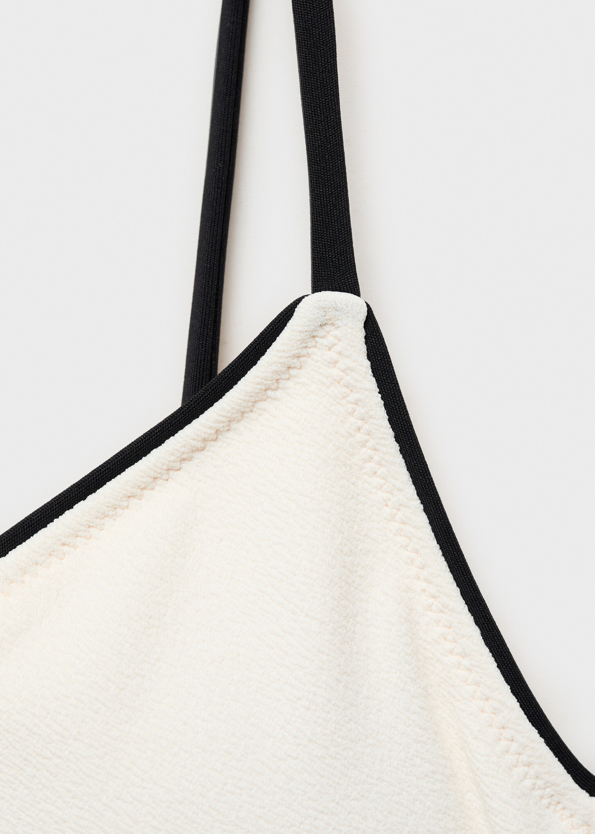 Bikini top with contrasting trim - Details of the article 8