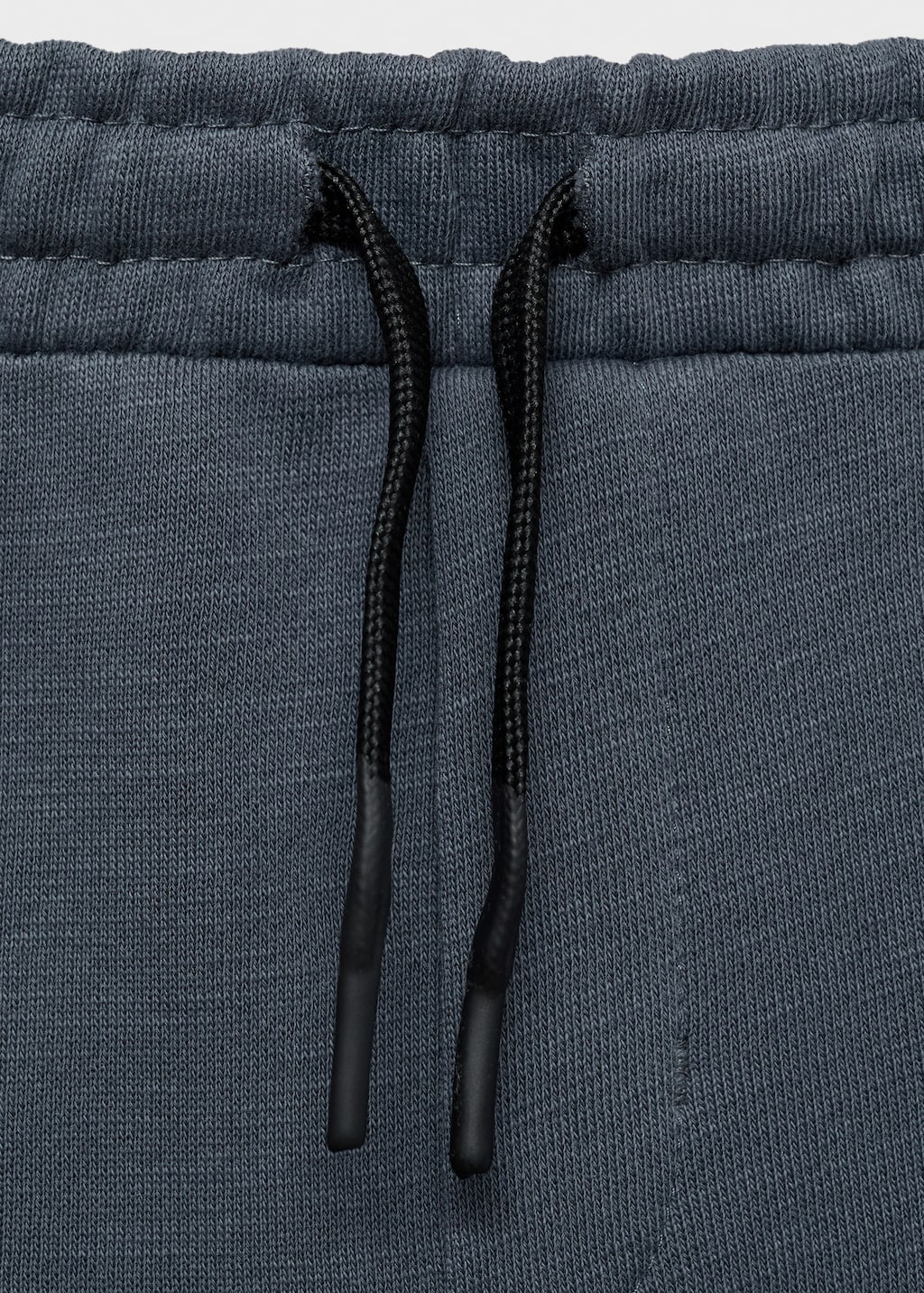 Contrast pockets Bermuda shorts