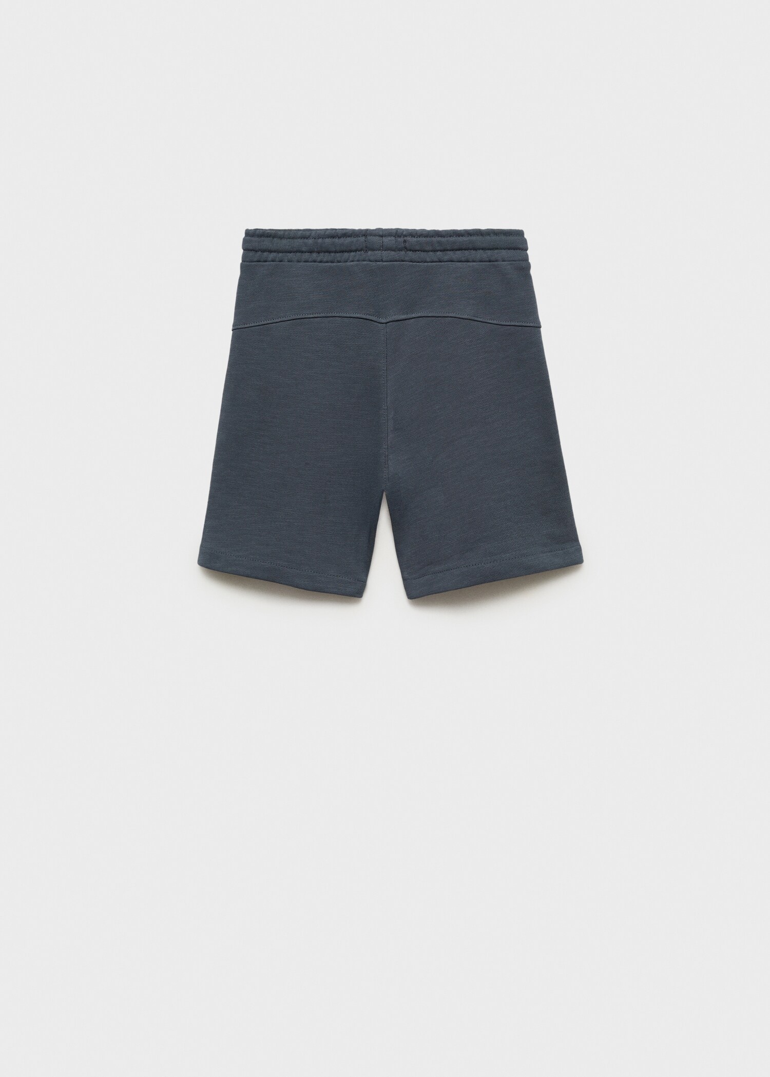 Contrast pockets Bermuda shorts - Reverse of the article