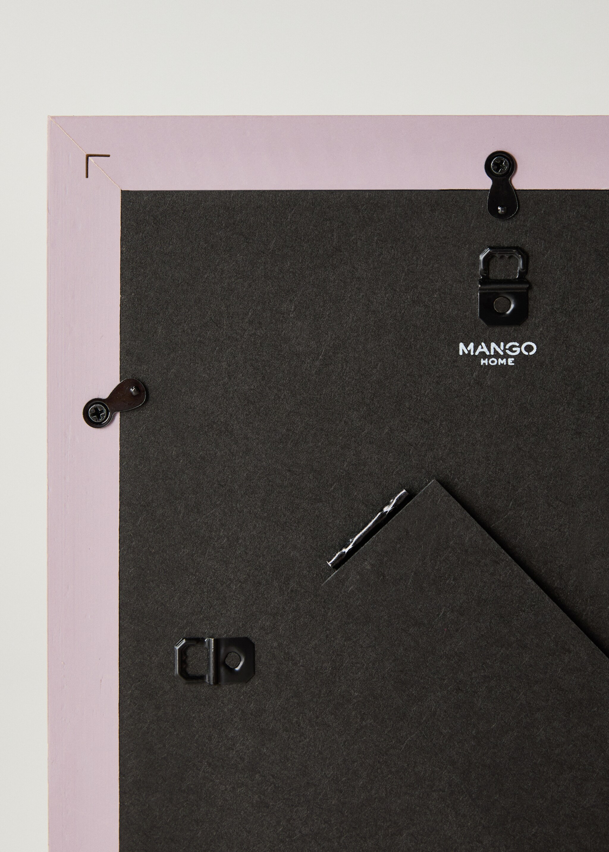 Medium wooden passe-partout frame - Details of the article 4, Lilac. Ref: 87037712-00.