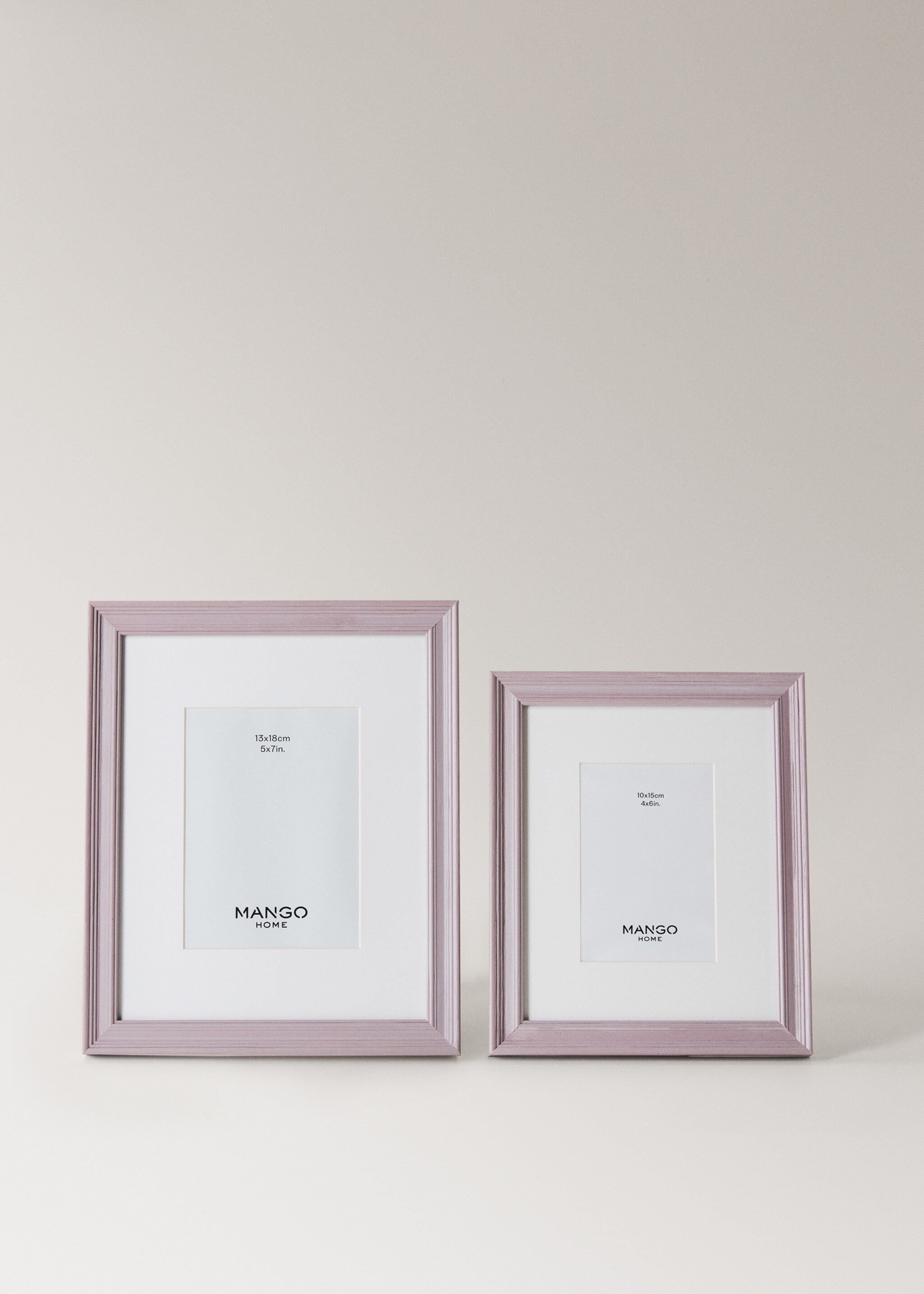 Medium wooden passe-partout frame - Details of the article 5, Lilac. Ref: 87037712-00.