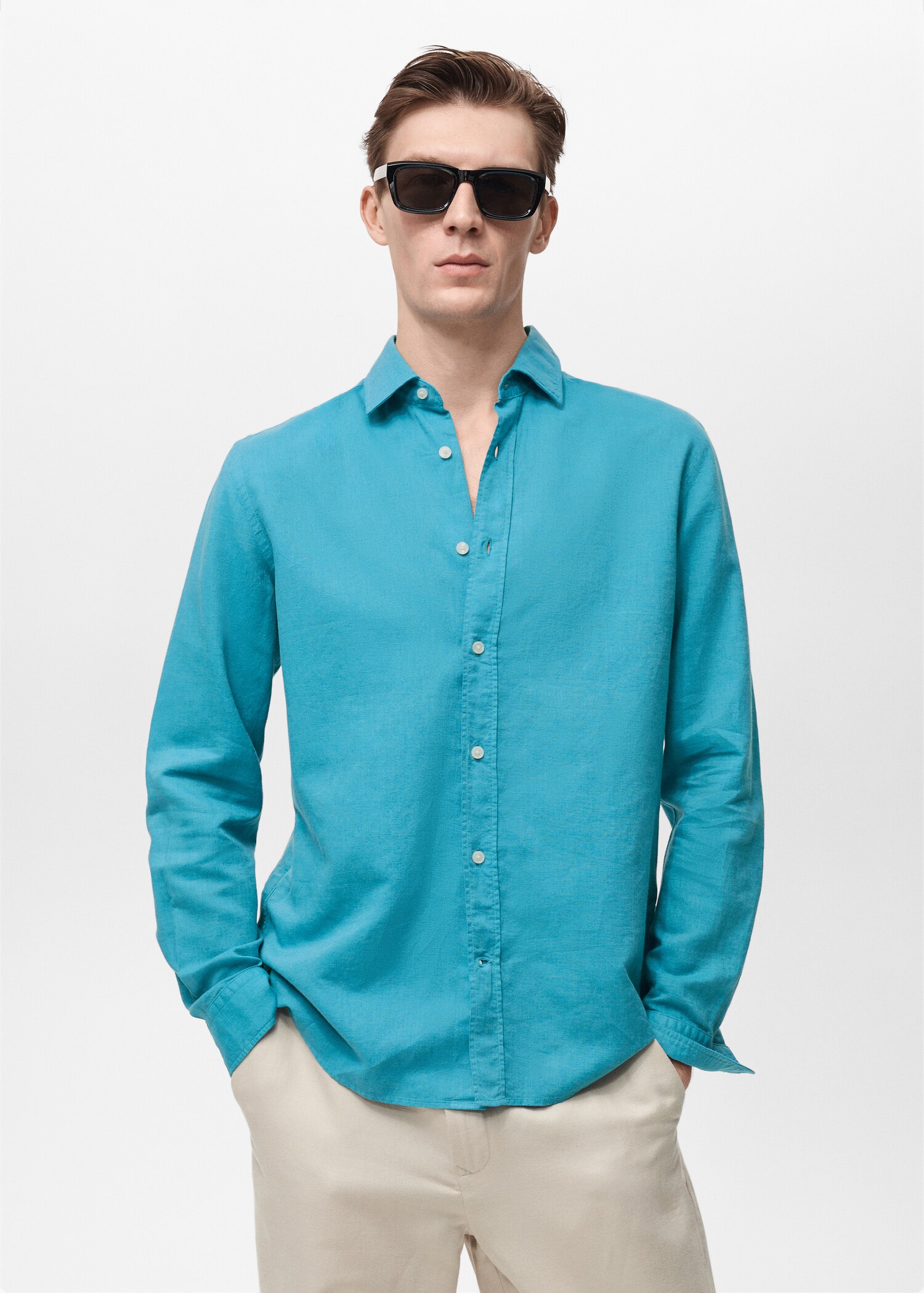 Camisa lino - Plano medio