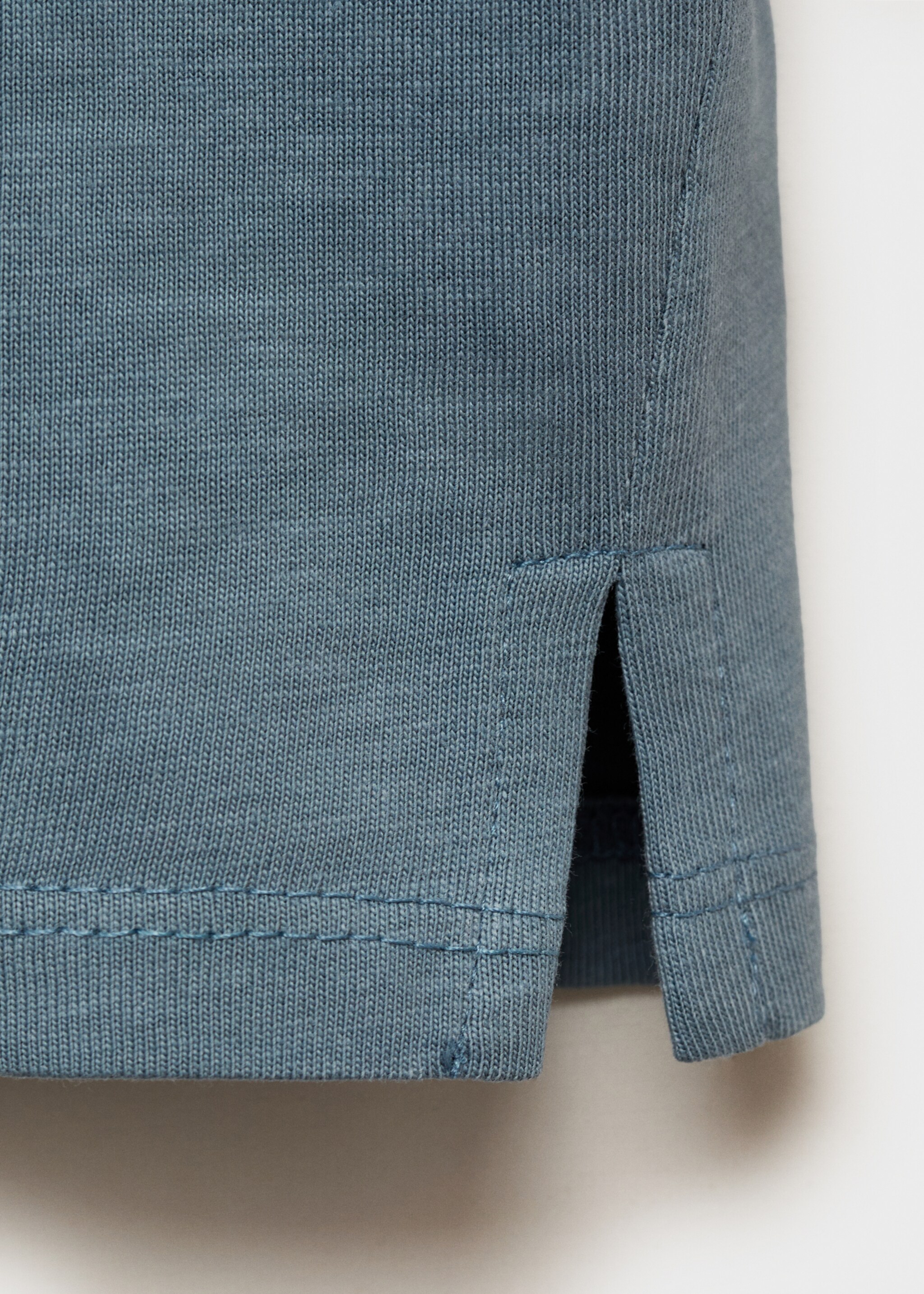 T-Shirt mit Reliefmuster - Detail des Artikels 0