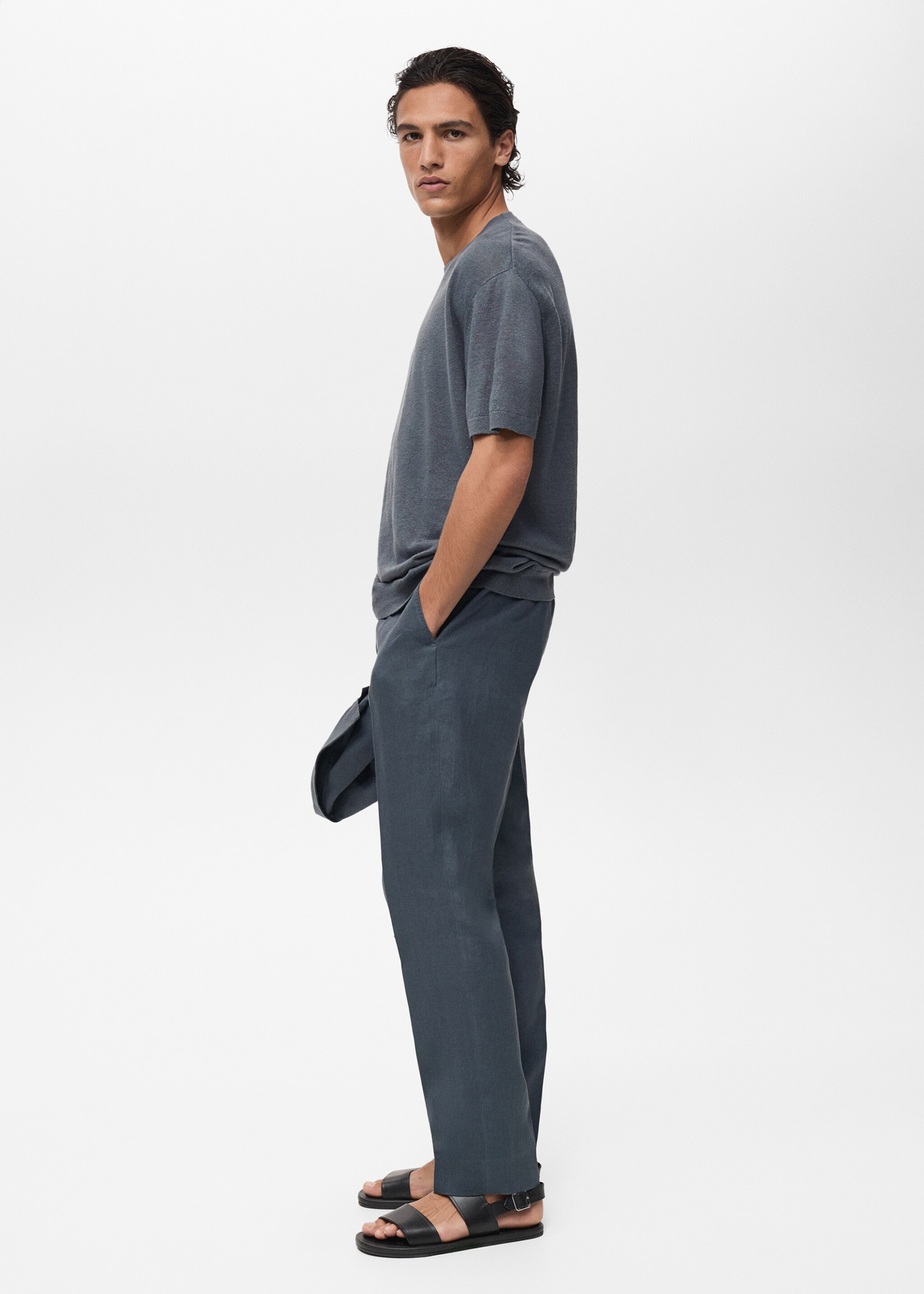 100% linen t-shirt with ribbed trim - Details of the article 2