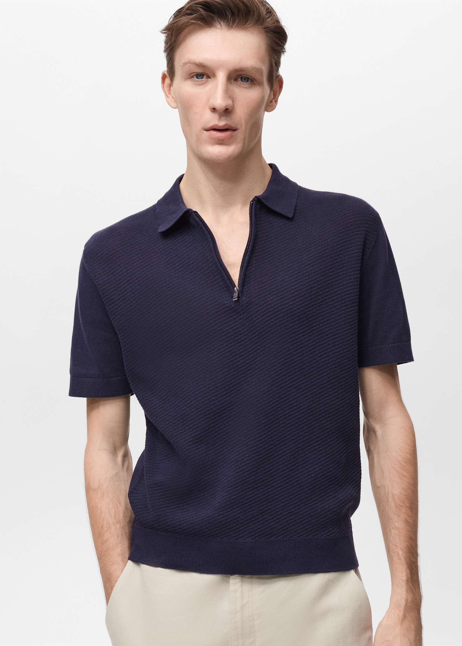 Polo maille ajourée à zip - Plan moyen