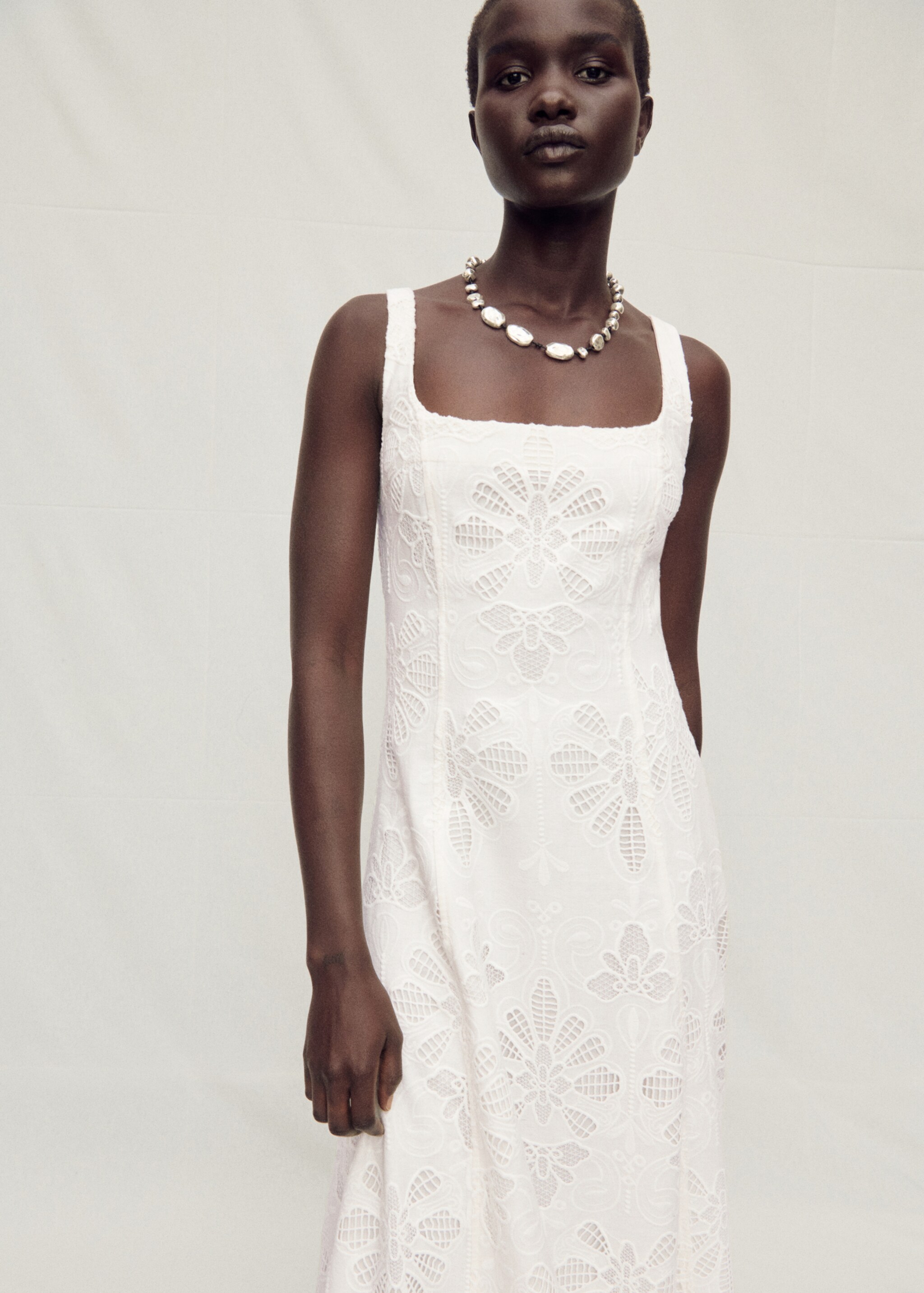 Linen floral-embroidered flared dress - Medium plane