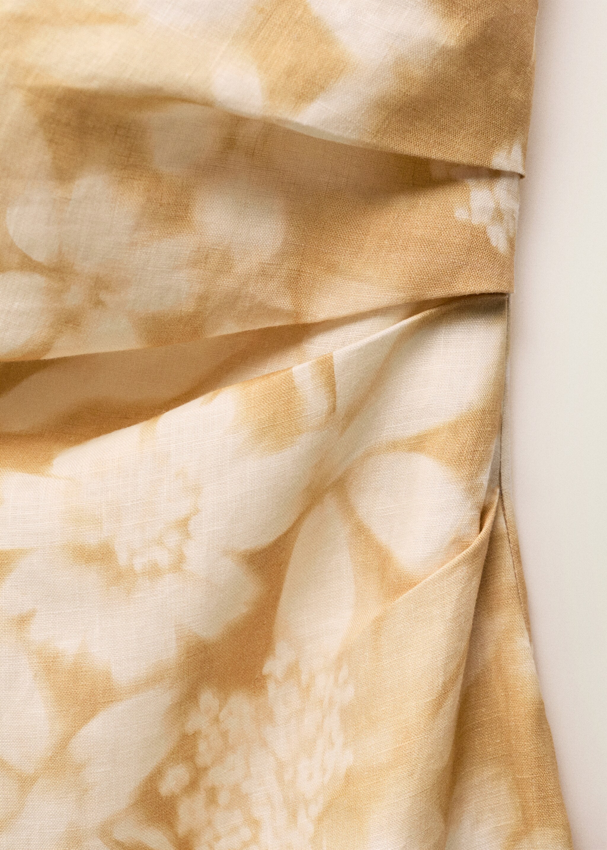 Asymmetrical floral linen dress - Details of the article 8