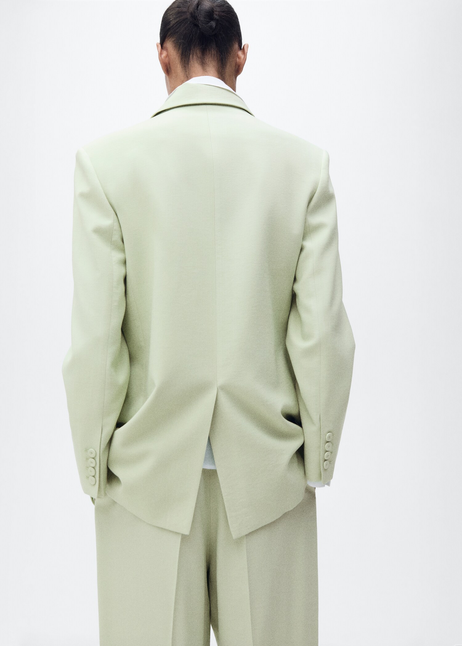 Blazer traje recto - Reverso del artículo