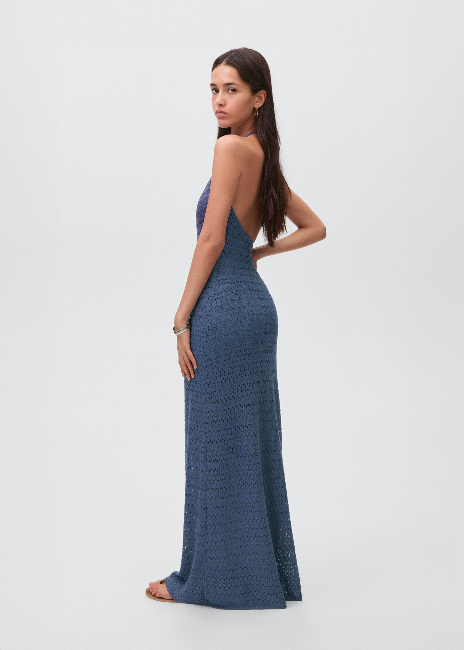 Halter-neck openwork knitted dress - Reverse of the article