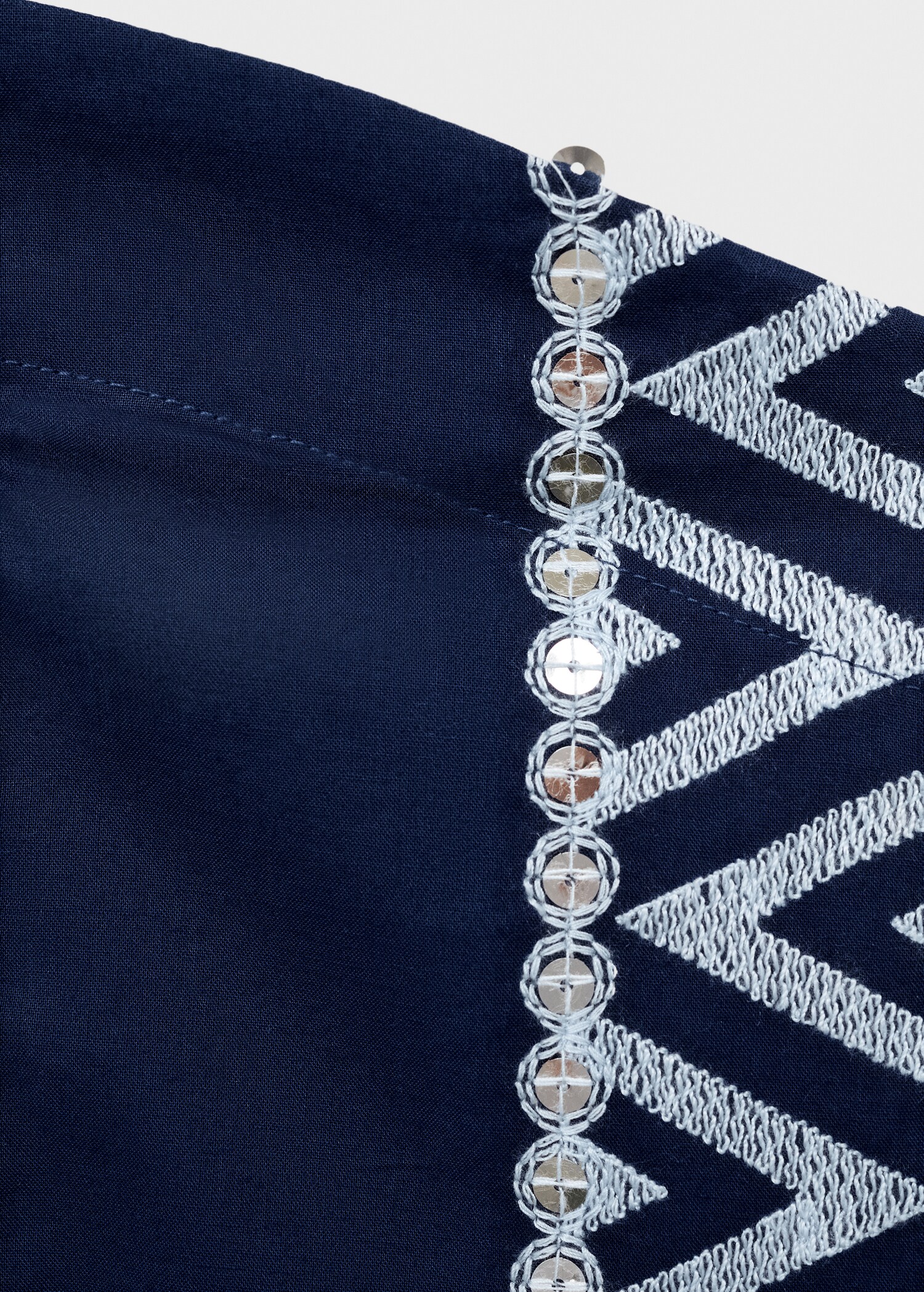 Mirror-embroidered top - Details of the article 8