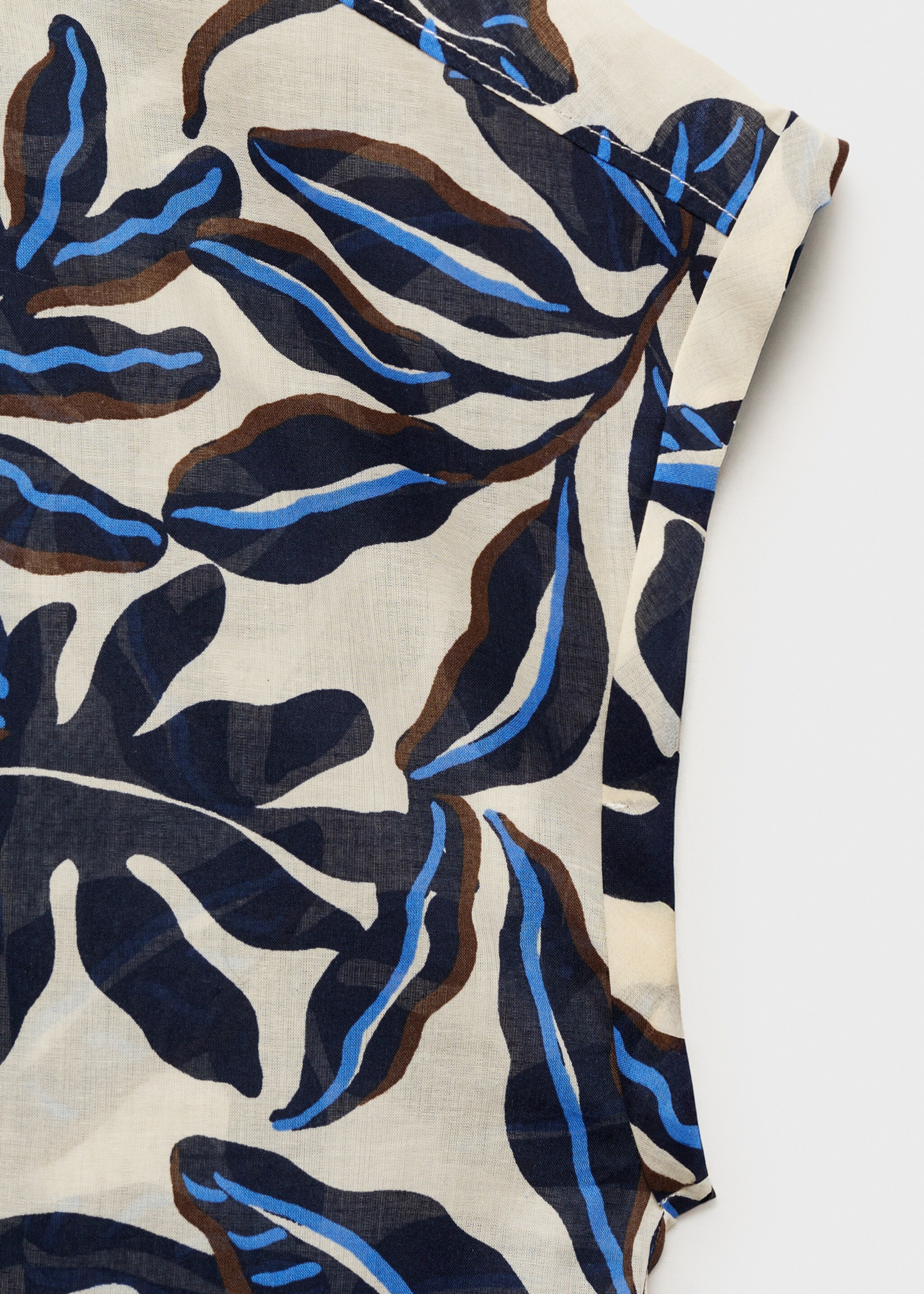 Printed cotton shirt with short sleeves - Details of the article 0