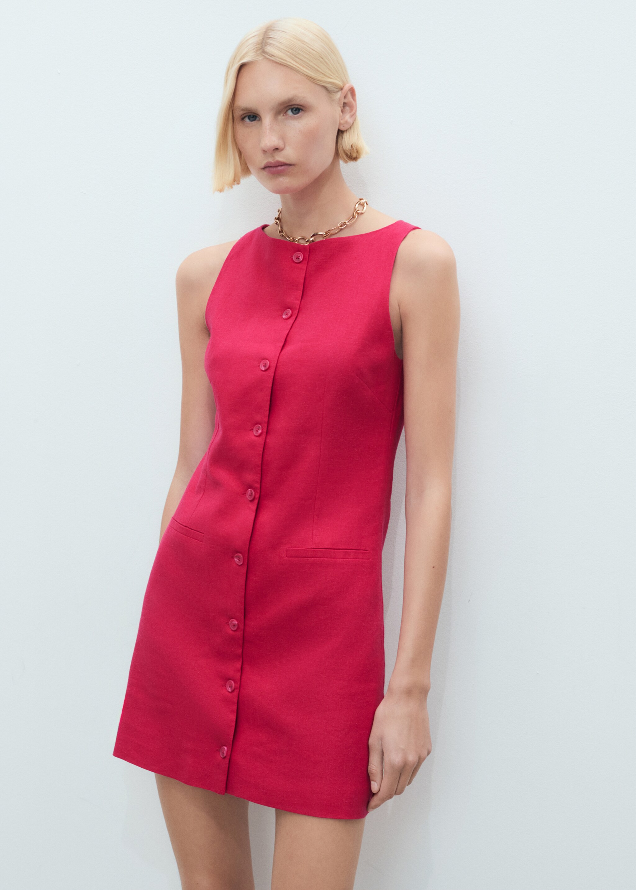 Robe courte boutonnée en lin mélangé - Plan moyen