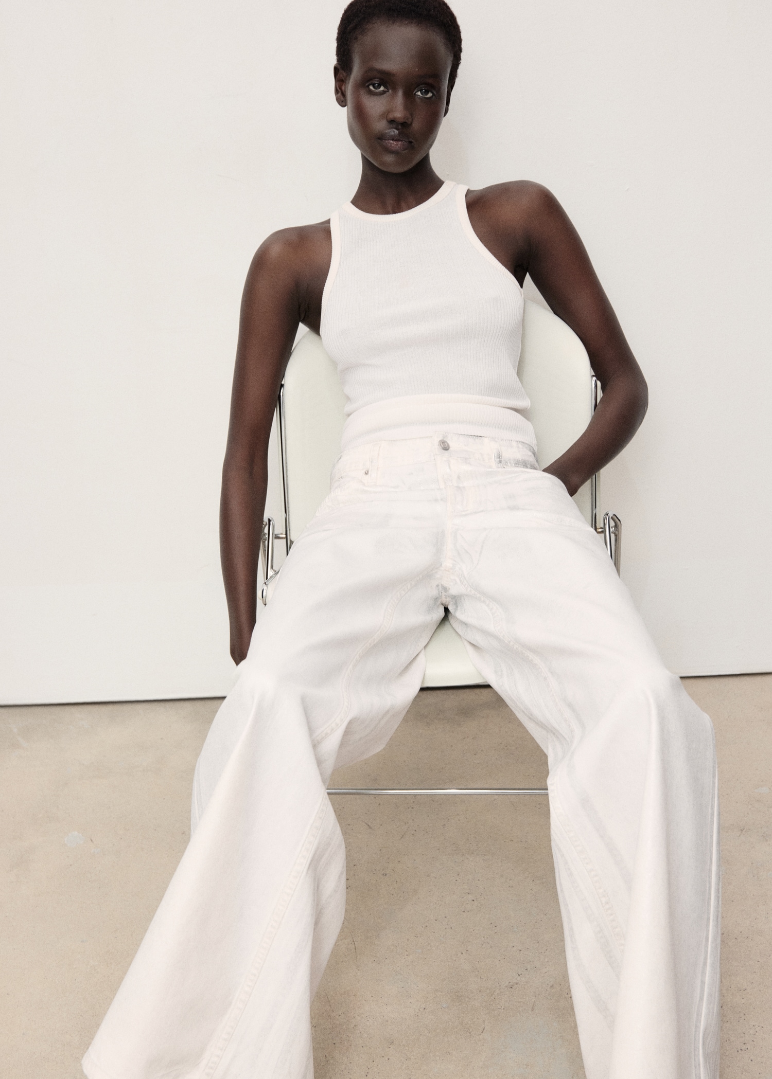 Metallic-finish wide-leg jeans - Details of the article 2
