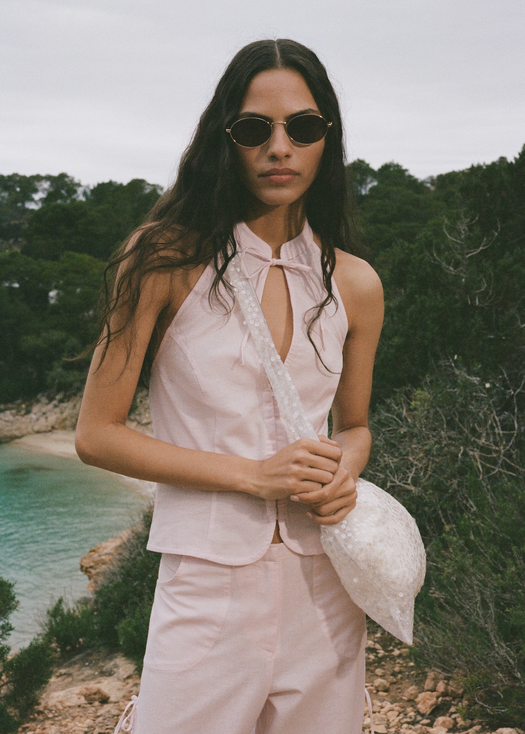 【BAON】Hootie Ribbon String Crop Wind Jumper Blown Away Plunge Tie-Back Crop Top | Windsor