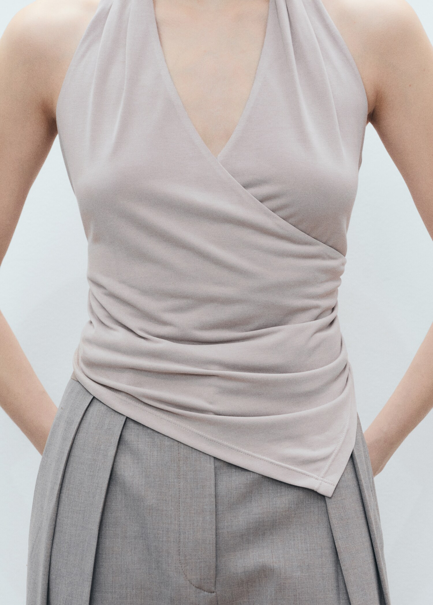 Top cruzado cuello halter - Detalle del artículo 6