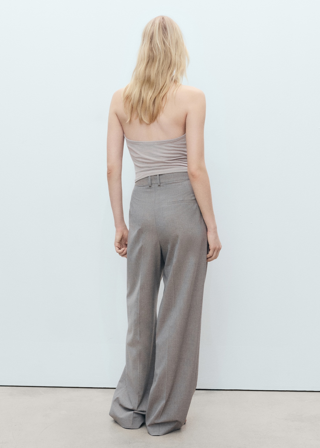 Halter-neck crossover top - image 3