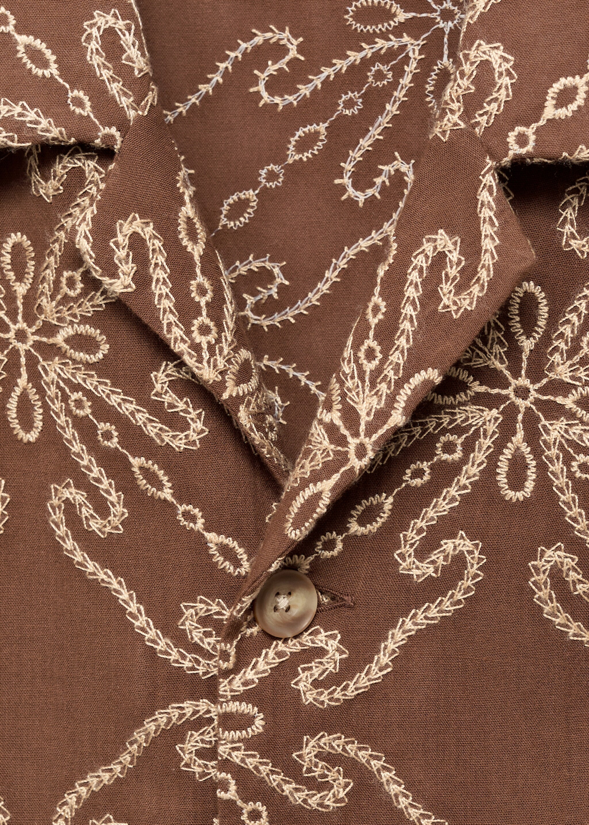 Short-sleeved embroidered shirt - Details of the article 8