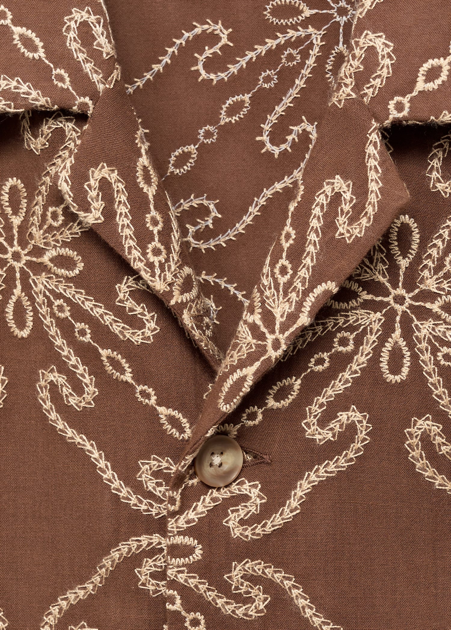 Short-sleeved embroidered shirt - Details of the article 8