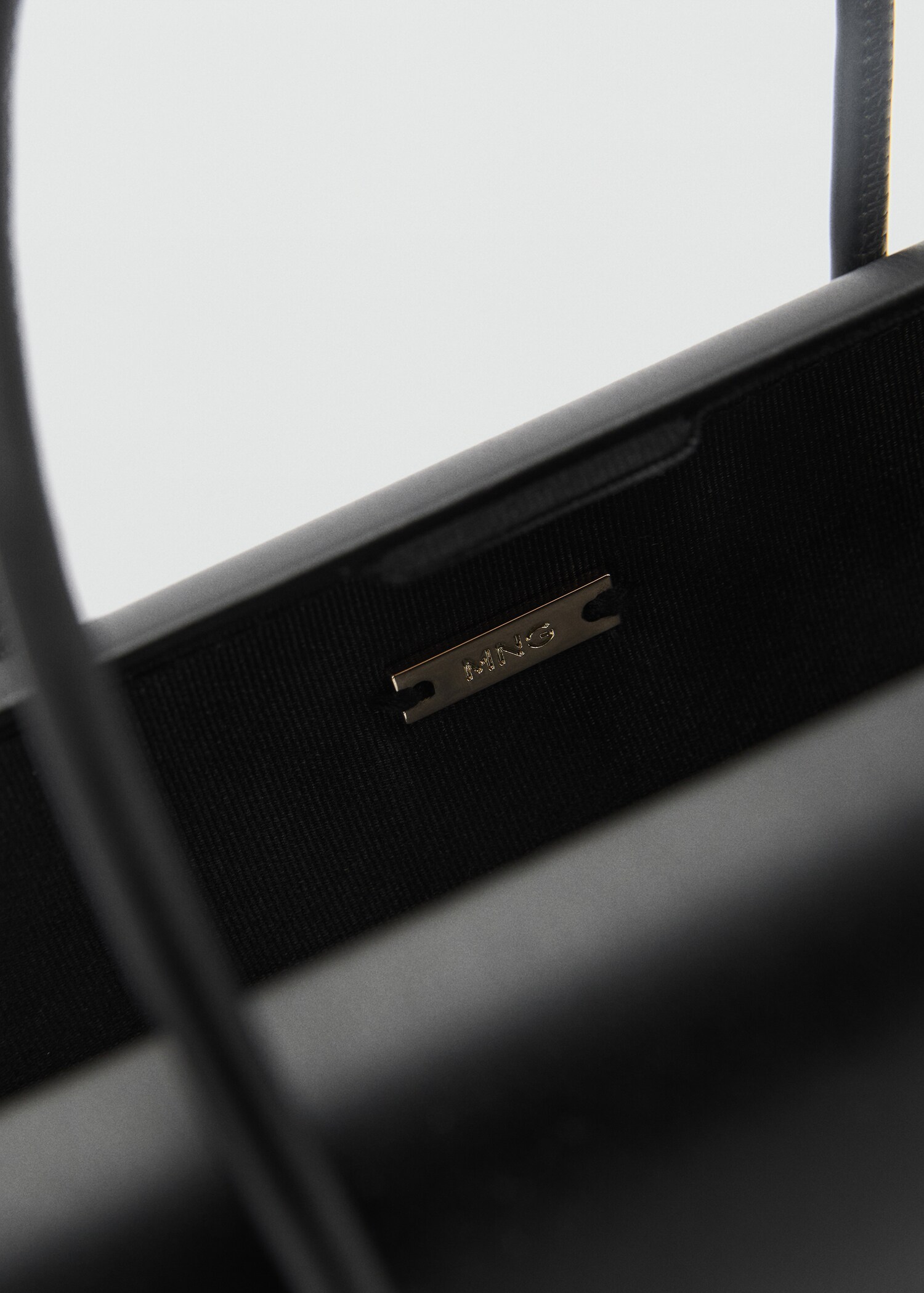 Clutch torbica s dvostrukom ručkom - Detalji artikla 3