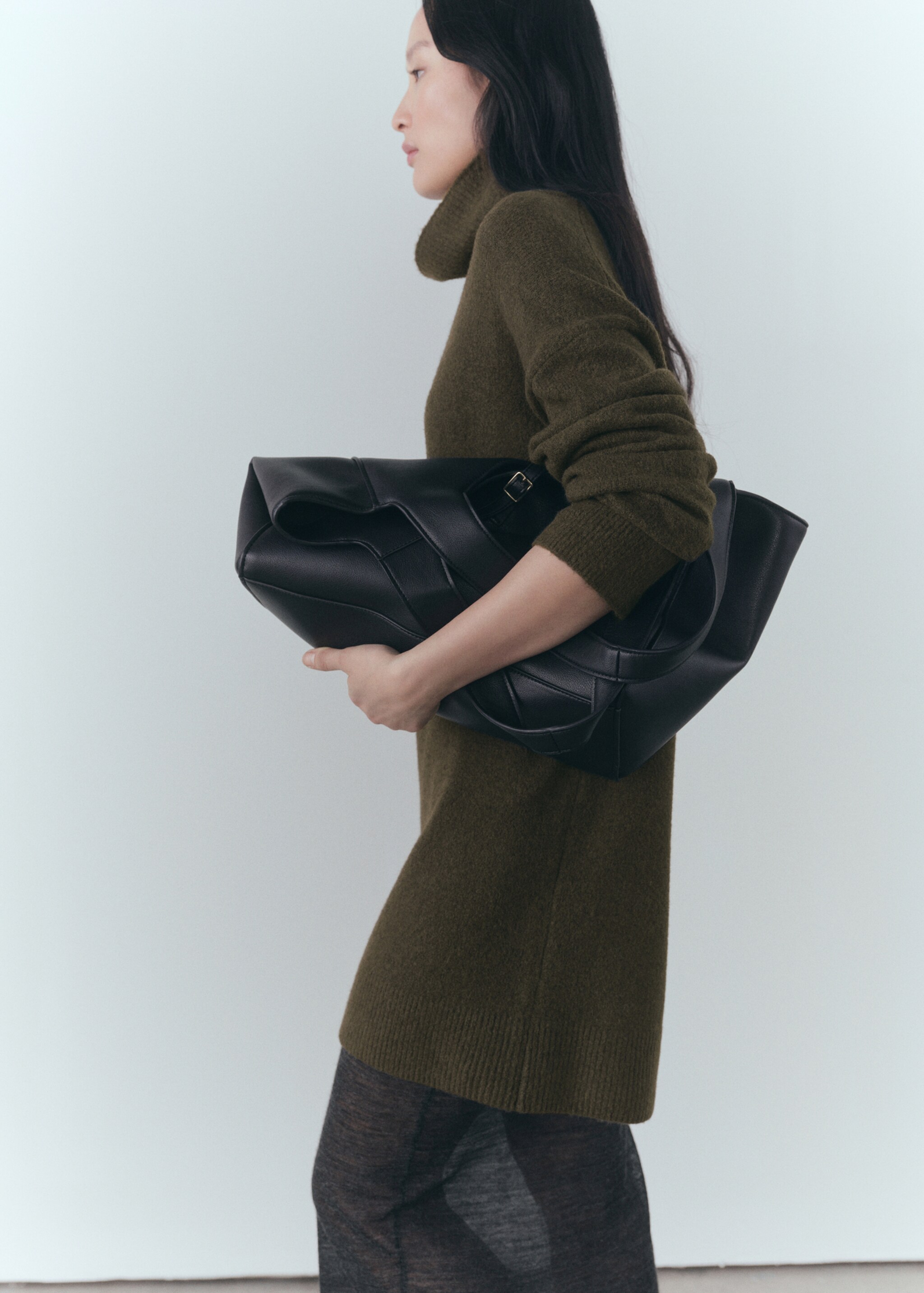 Short knitted turtleneck dress - Medium plane, Khaki. Ref: 87040284-00.