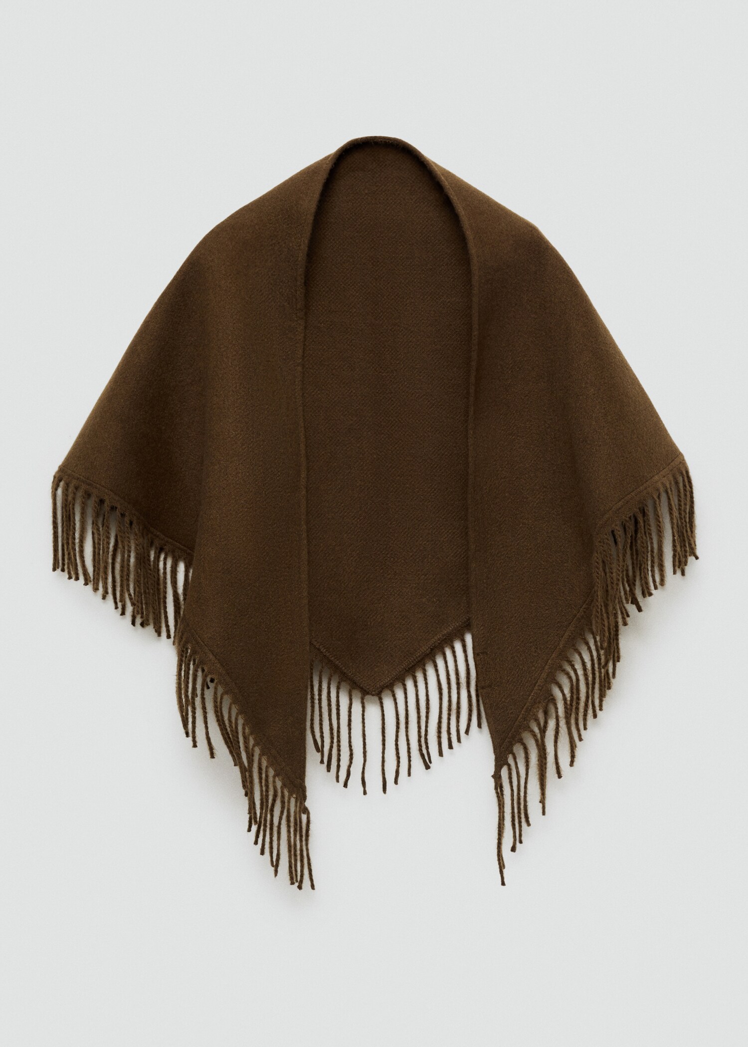 Knitted shawl with fringed ends - Article without model