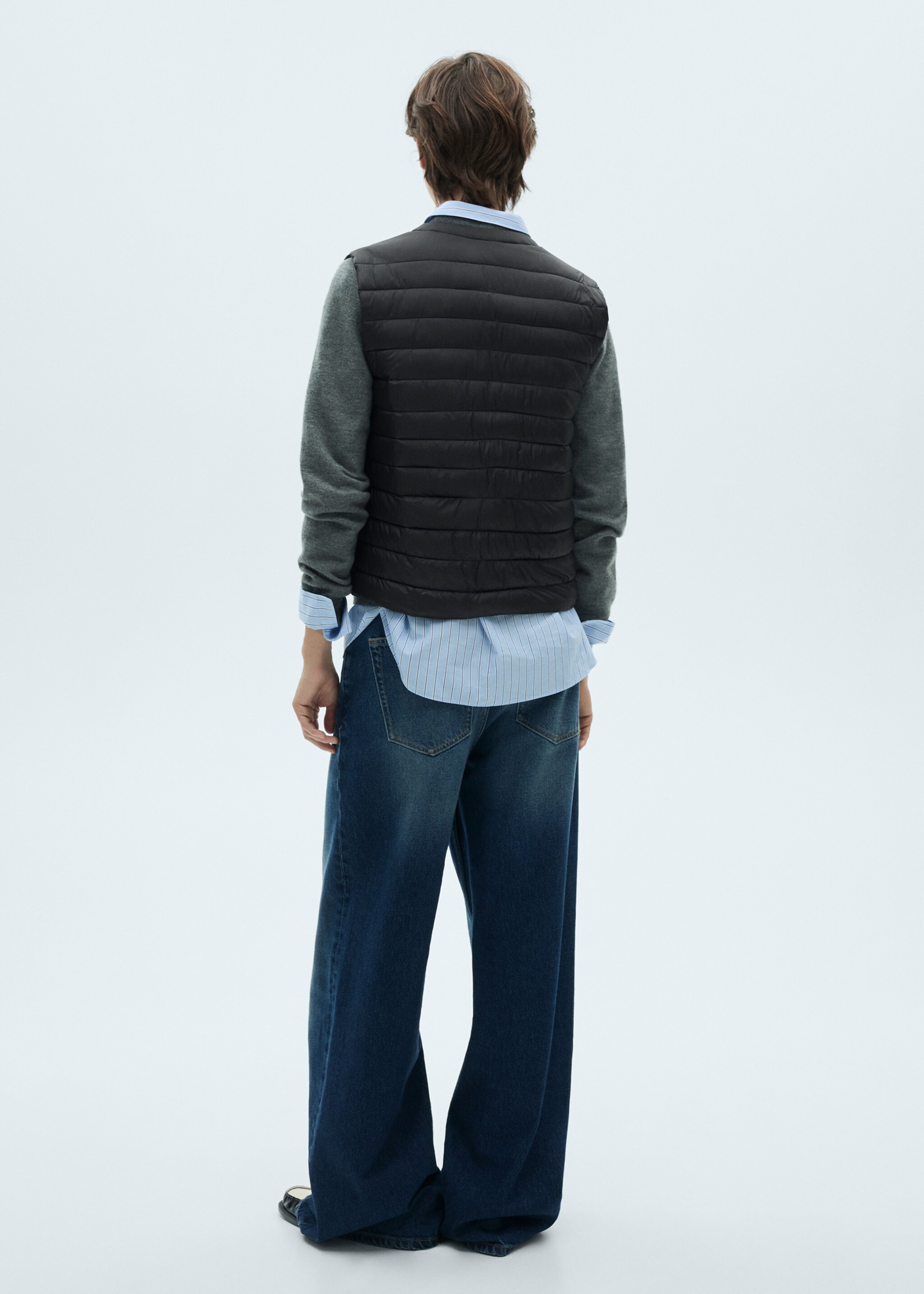 Quilted gilet - Reverse of the article