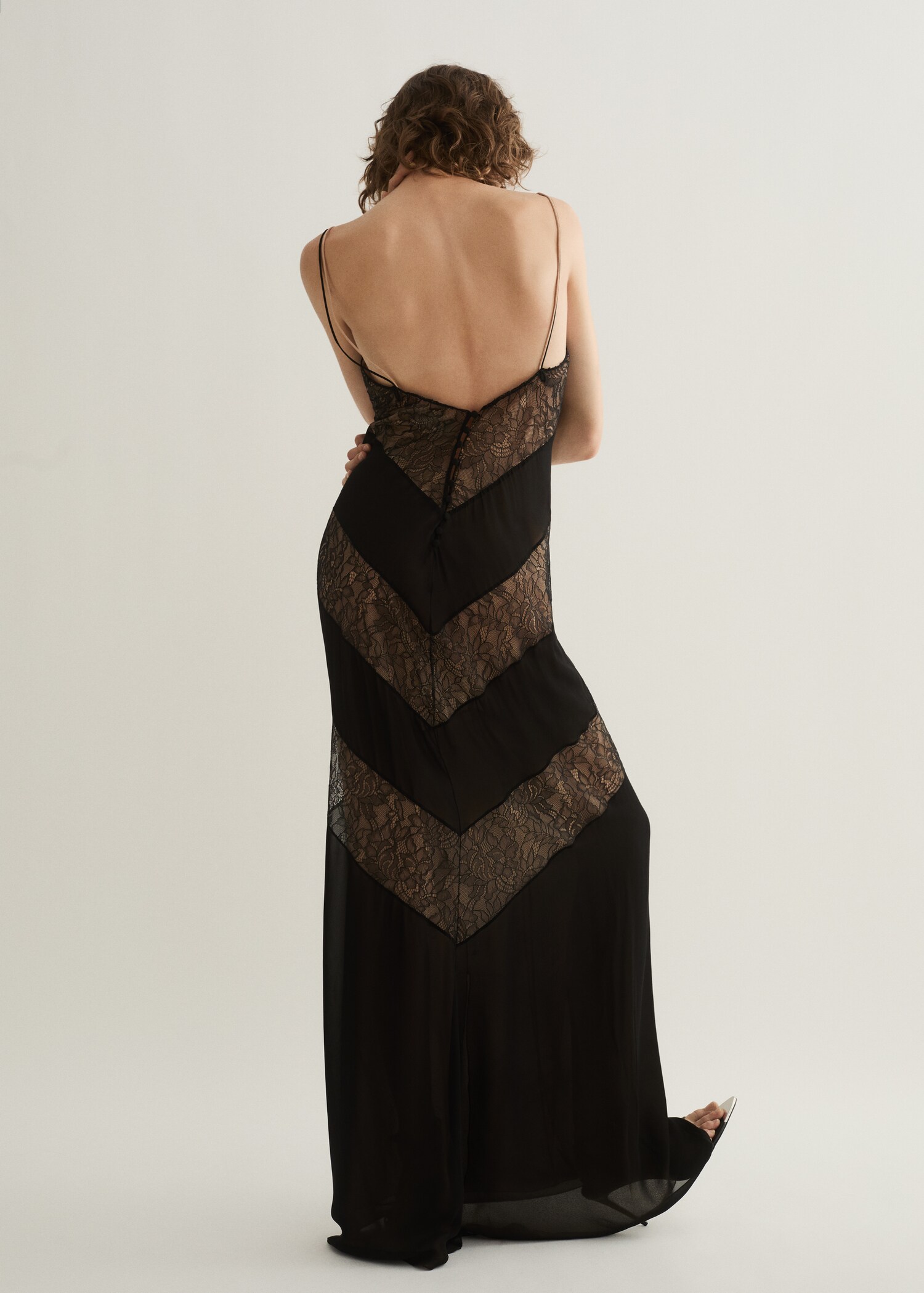 Vestido lencero paneles encaje - Reverso del artículo