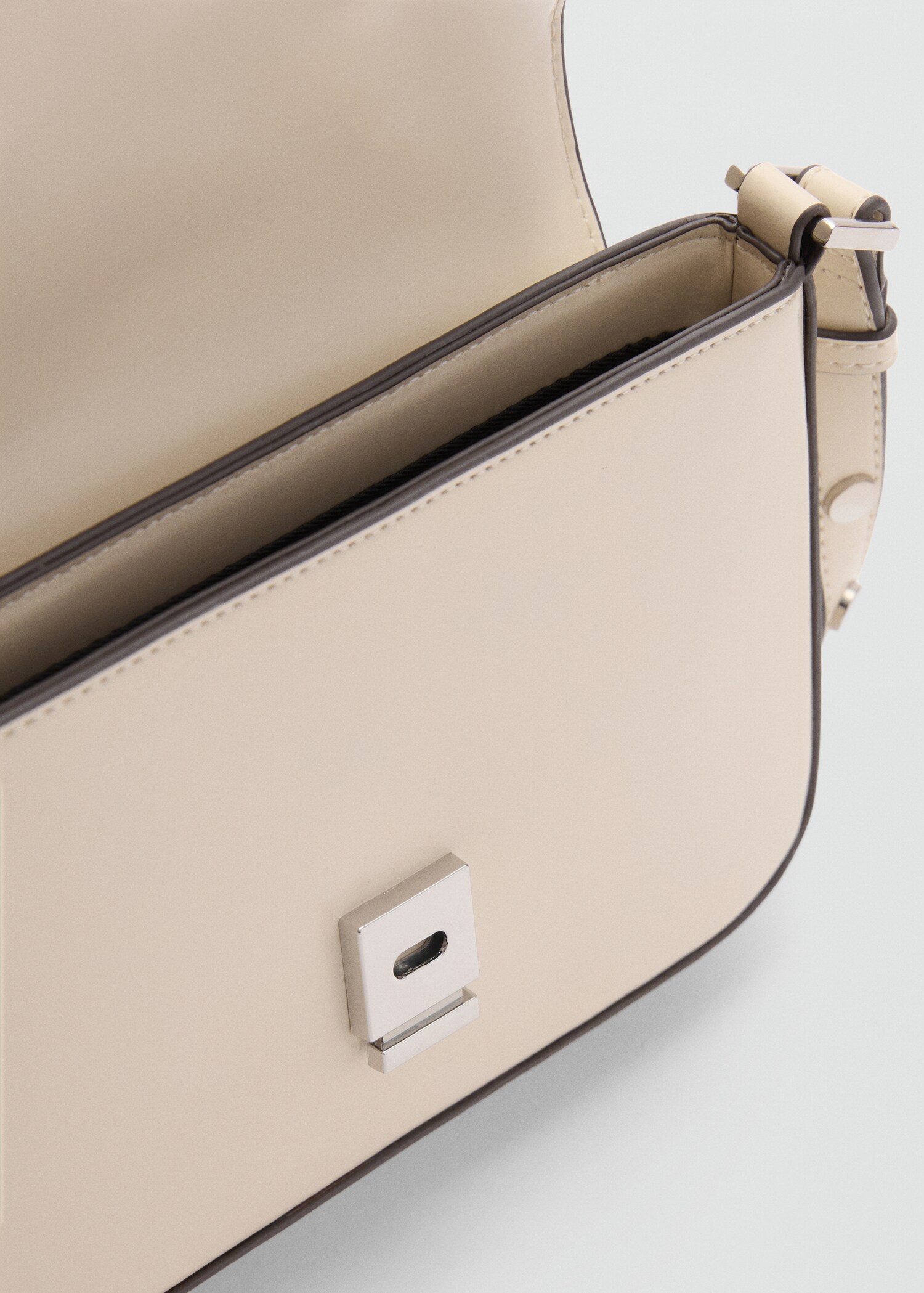 Shoulder bag with strap - Details of the article 1