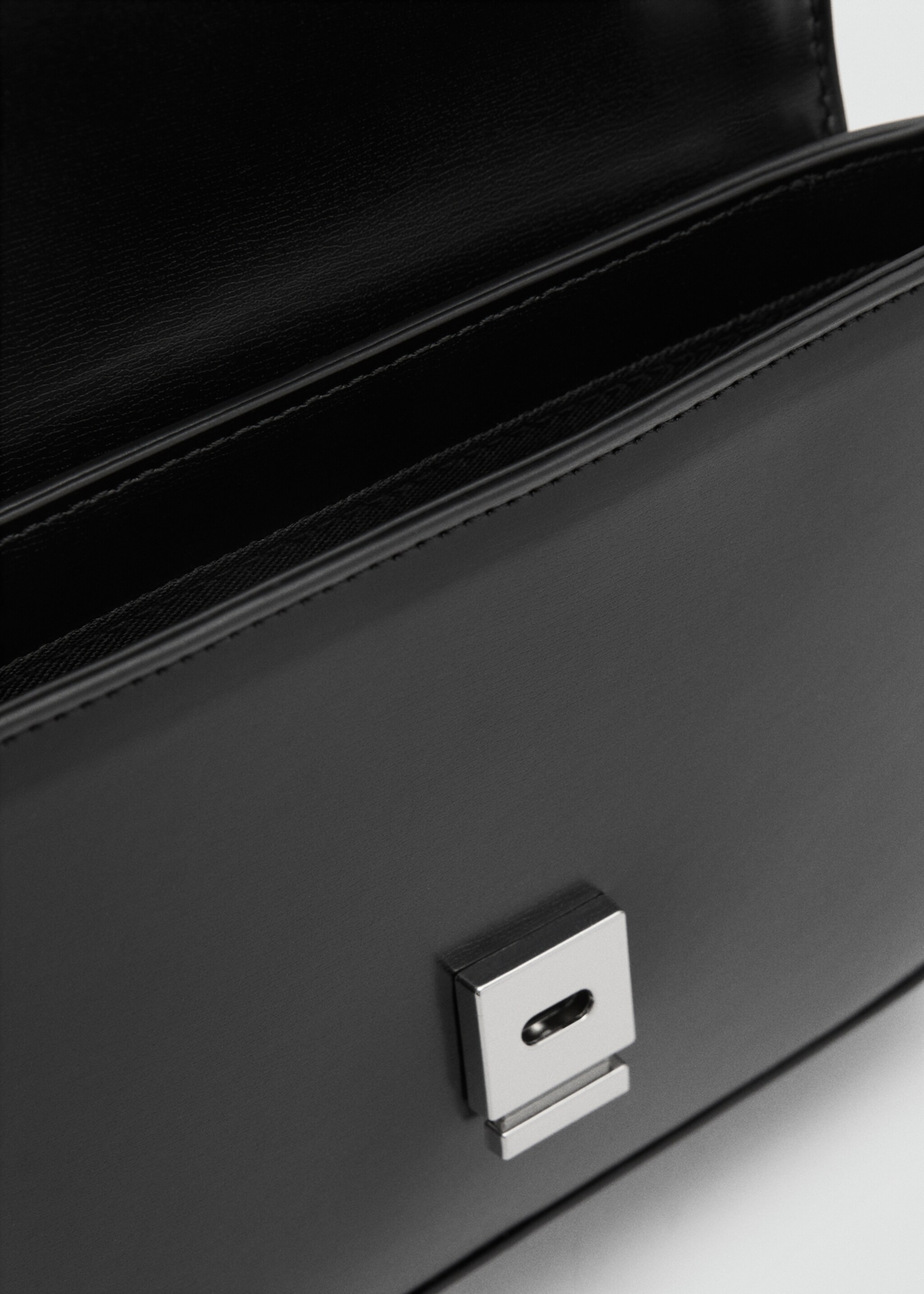 Shoulder bag with strap - Details of the article 1