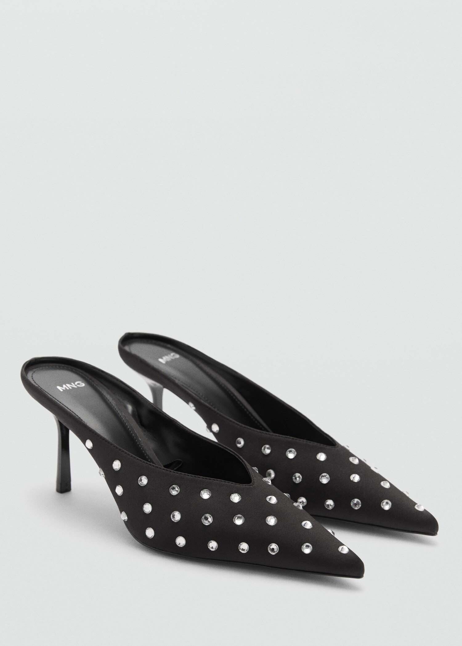 Sling-Pumps mit Kristallsteinverzierung - Mittlere Ansicht
