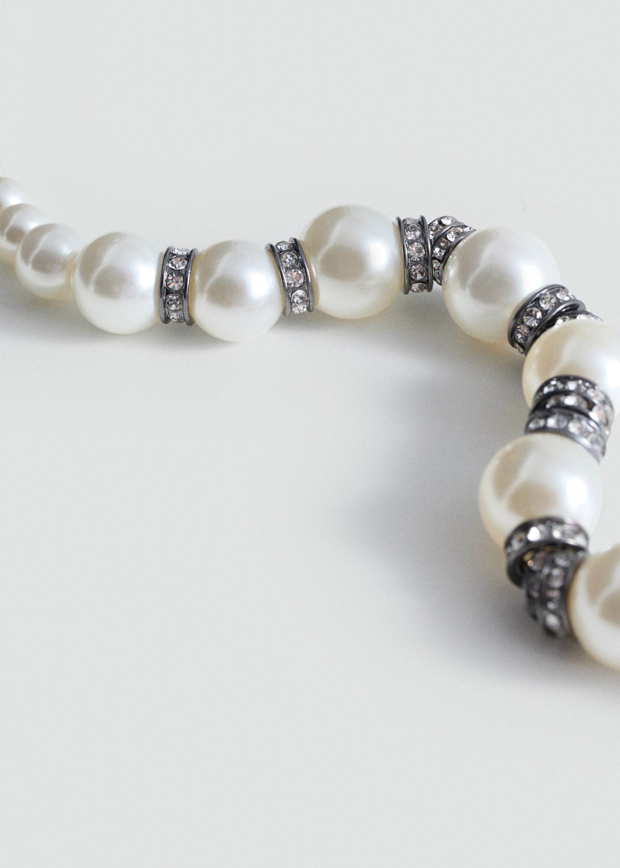 Mixed bead necklace - Medium plane