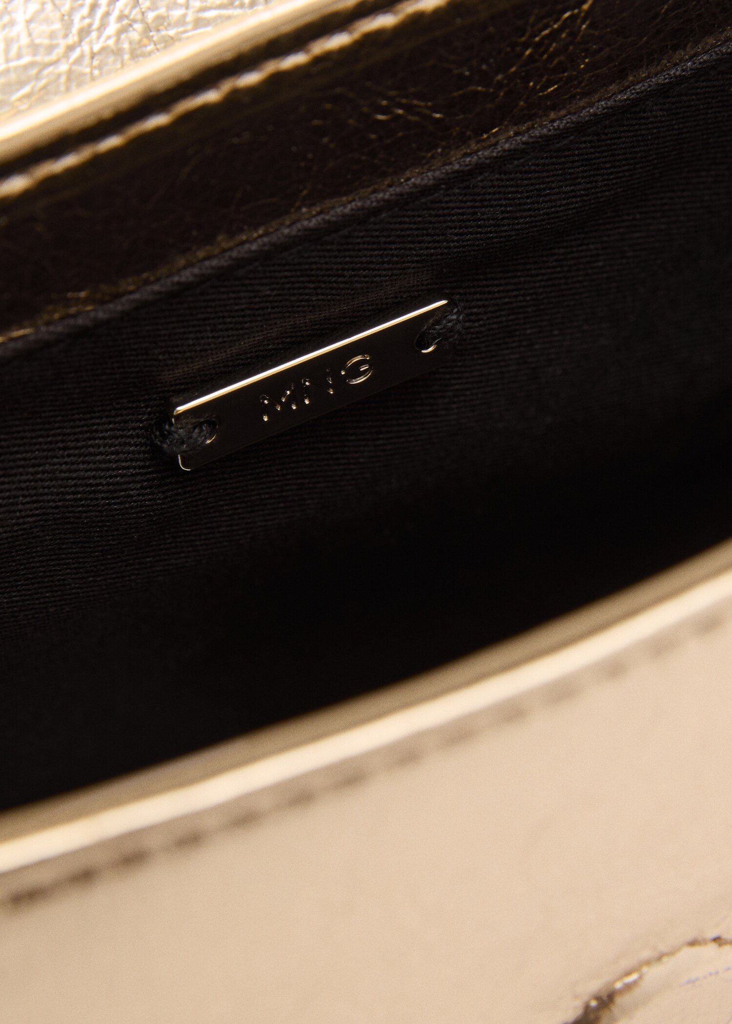 Umschlagtasche mit Kette - Detail des Artikels 1