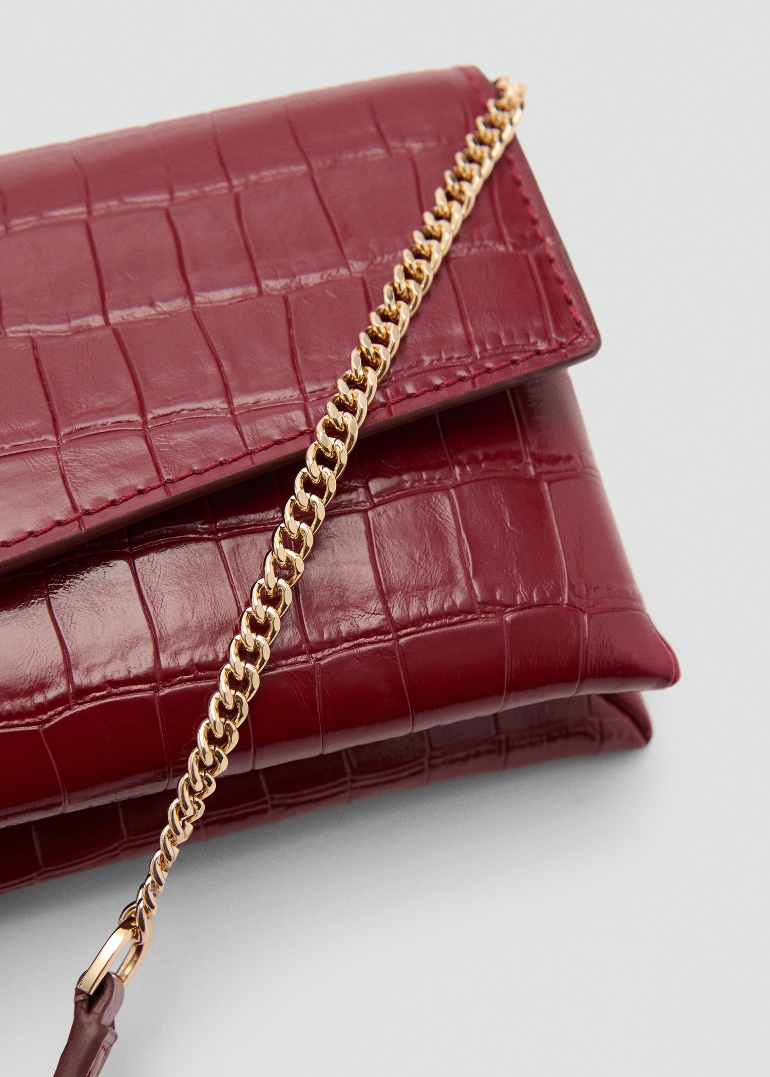 Croc-effect flap bag - Details of the article 1