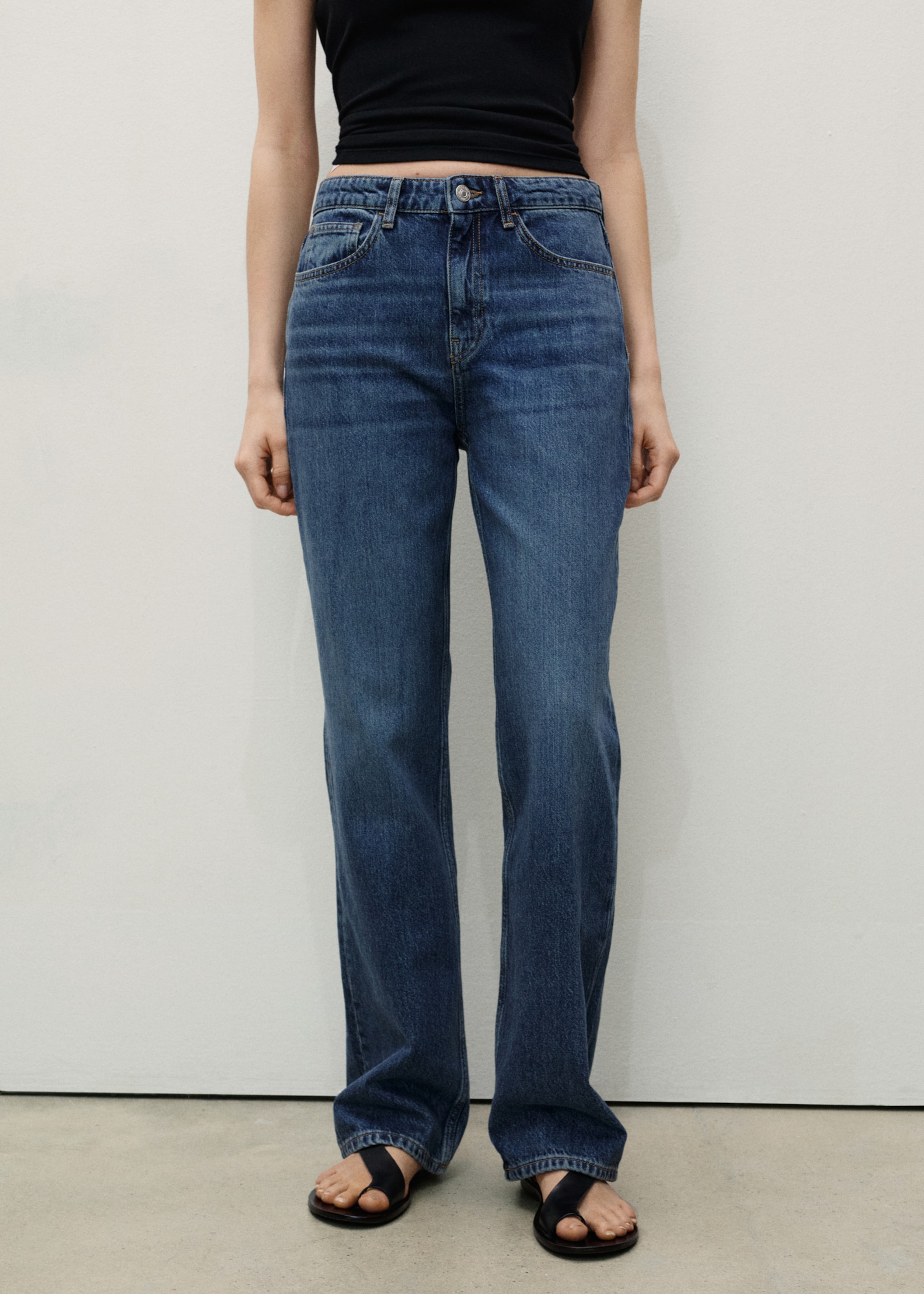 Matilda medium-rise straight-fit jeans - Medium plane