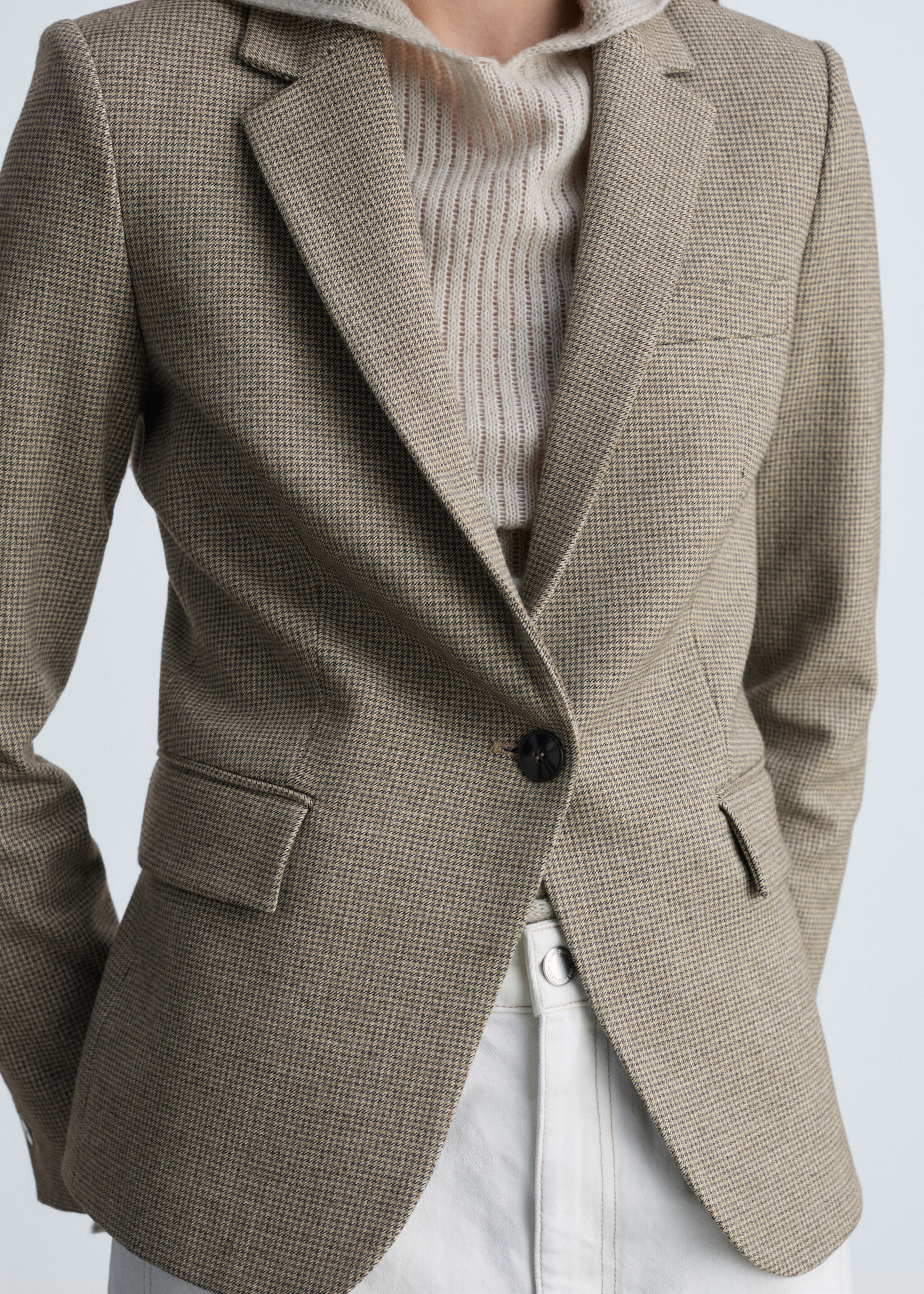 Ettersittende blazer i houndstoothmønster - Artikkeldetalj 6