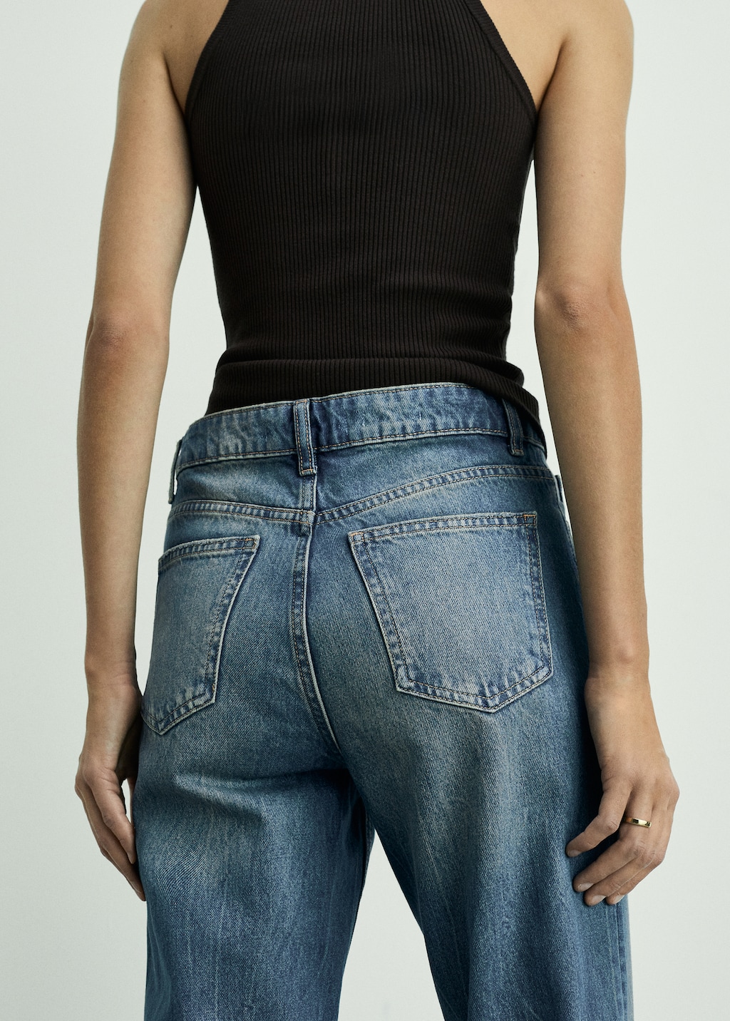 Thumbnail of Mom2000 high-rise jeans - Dark Vintage Blue