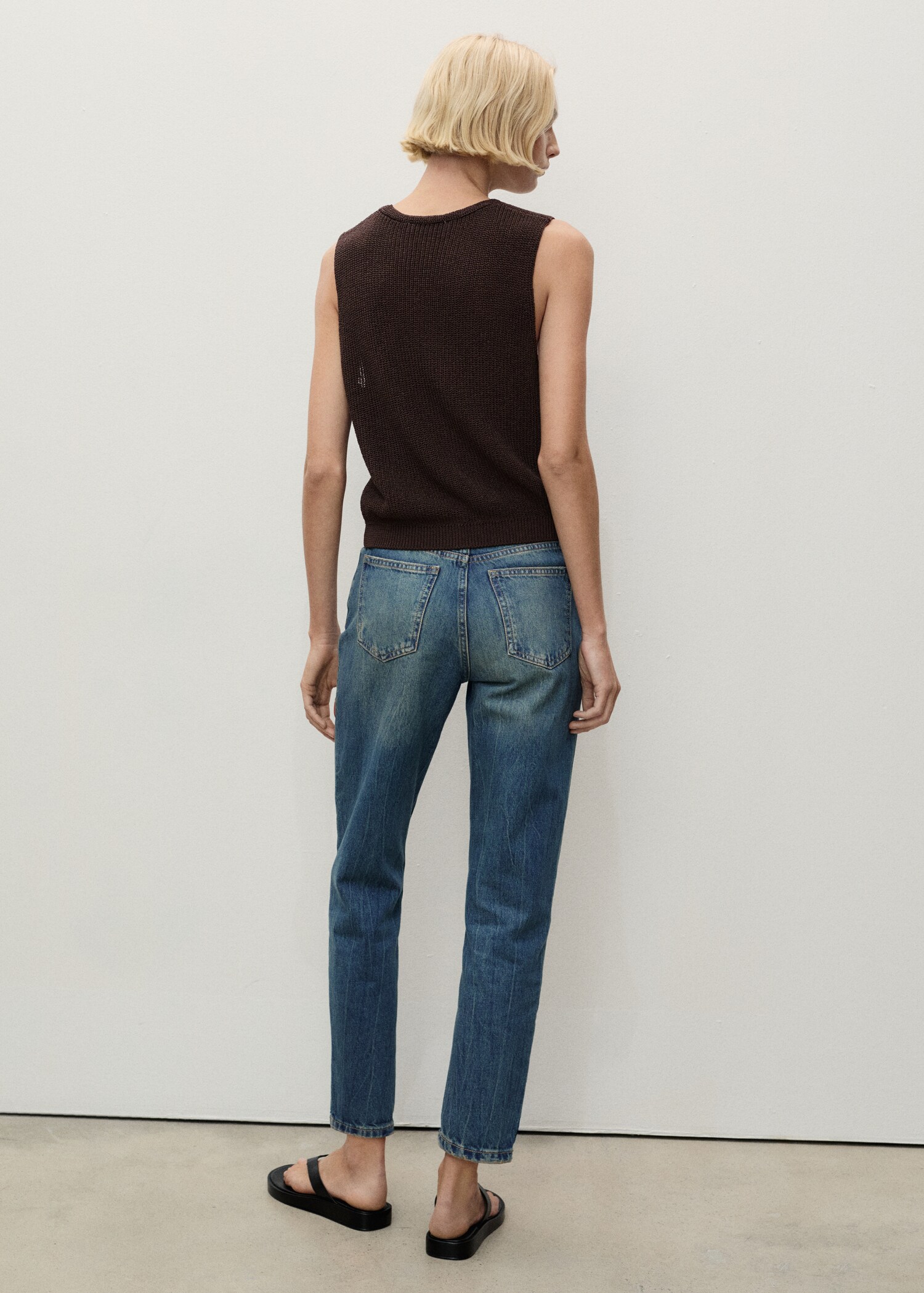 Mom2000 high-rise jeans - Reverse of the article
