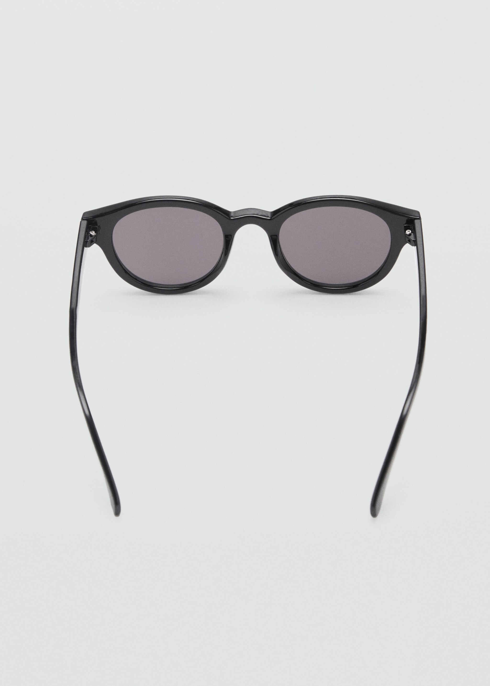 Resin frame sunglasses - Details of the article 1