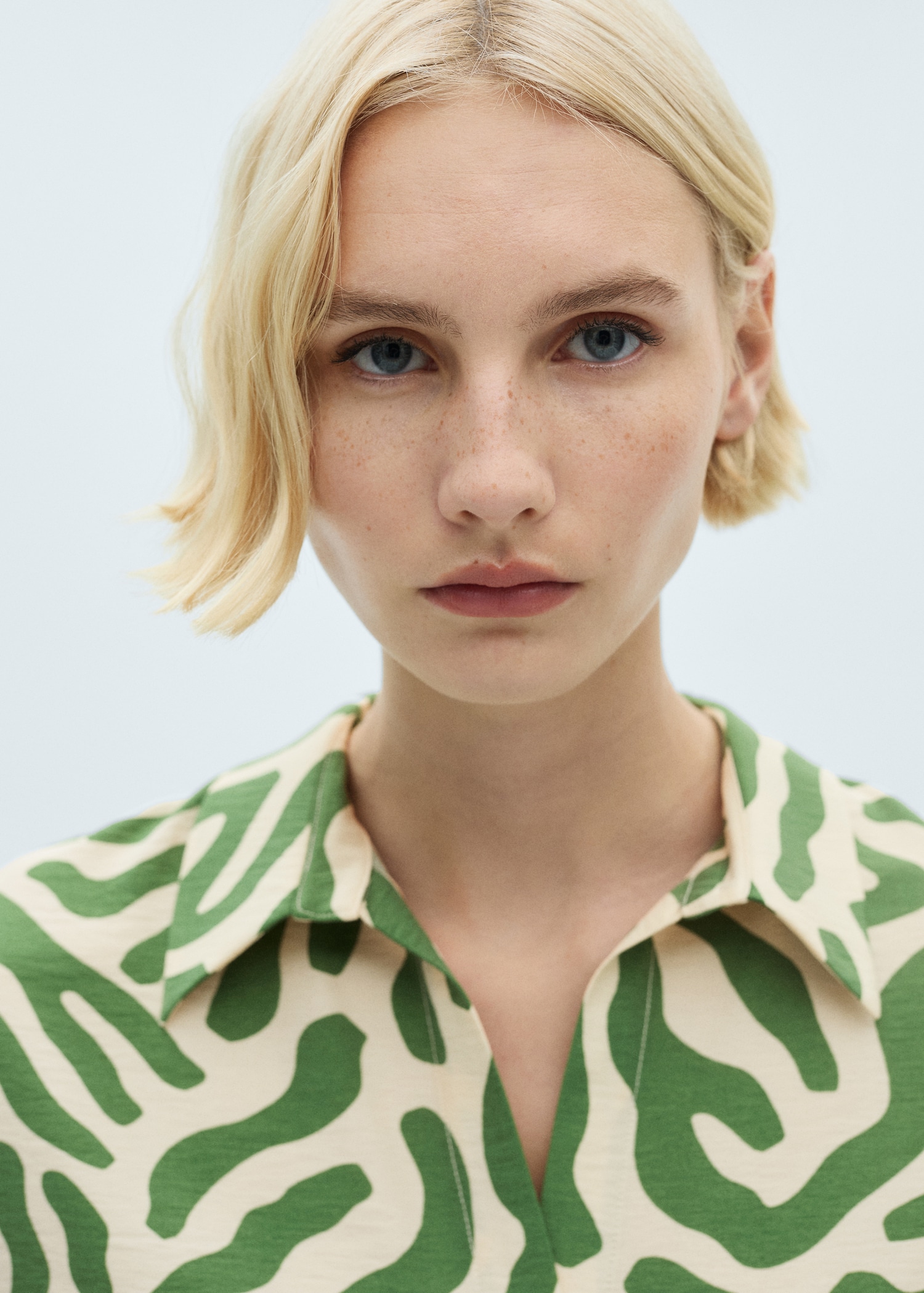 Blouse imprimée sans manches - Détail de l'article 1