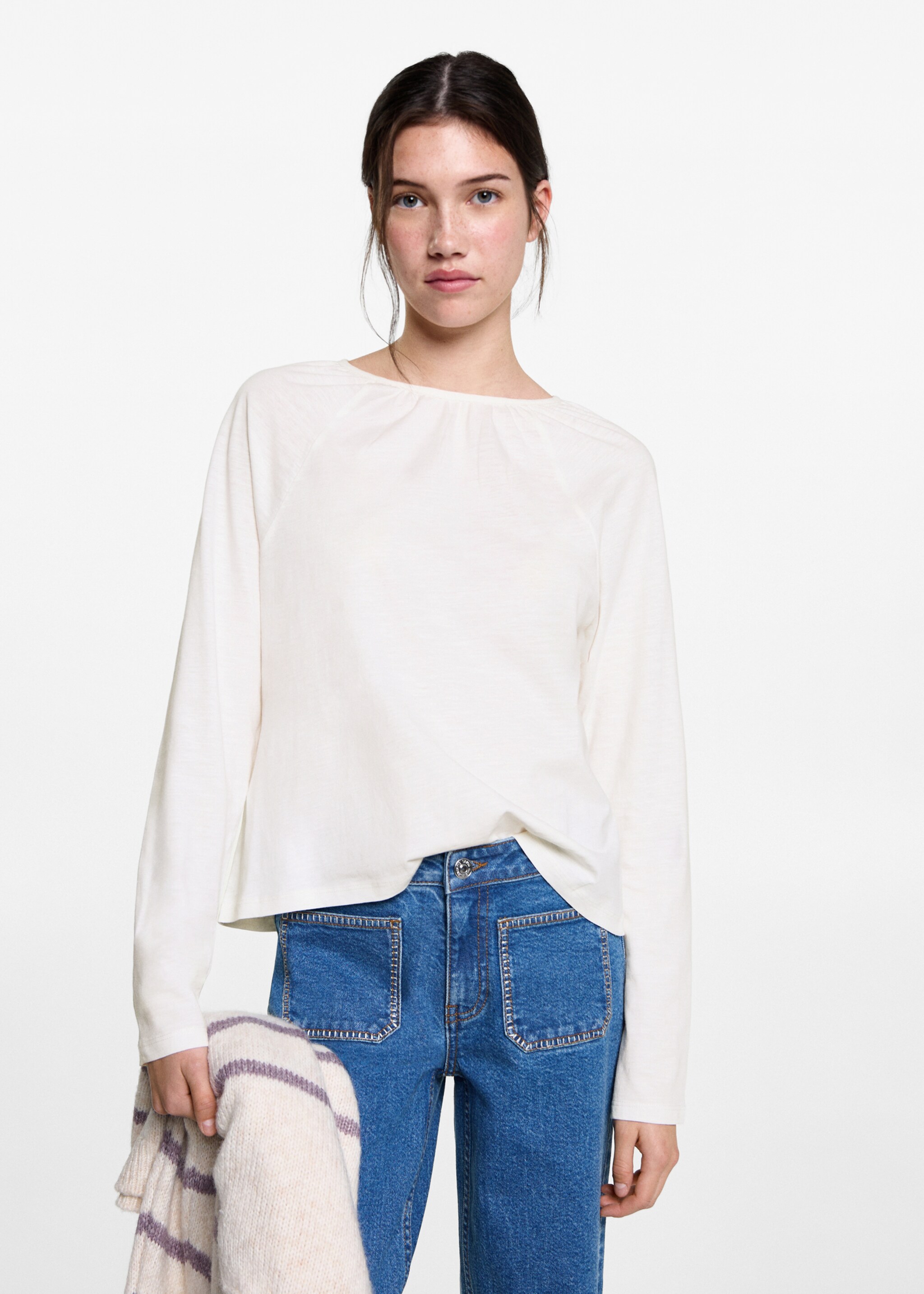 Gathered neck T-shirt - Medium plane
