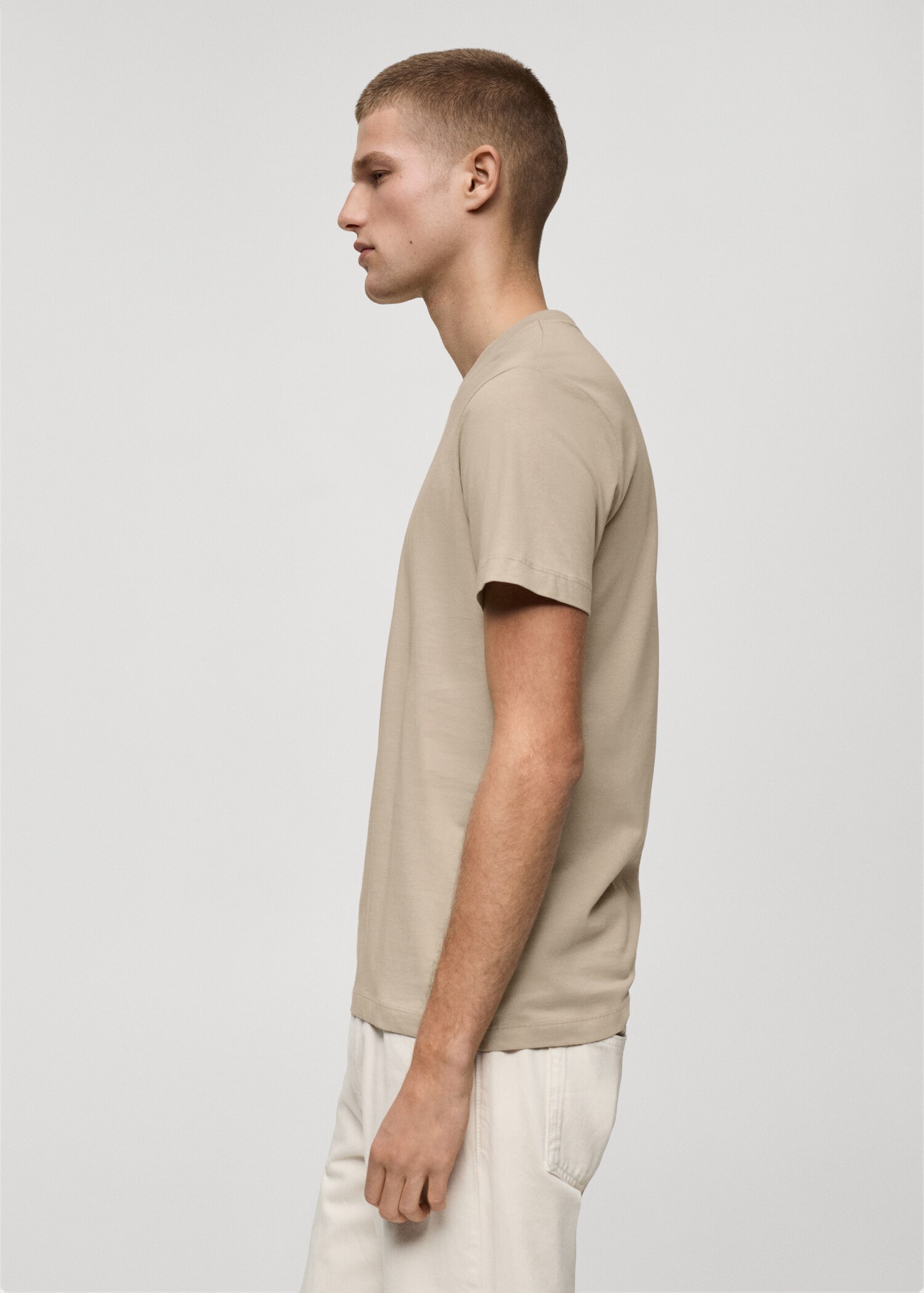 100% cotton slim-fit t-shirt - Details of the article 2