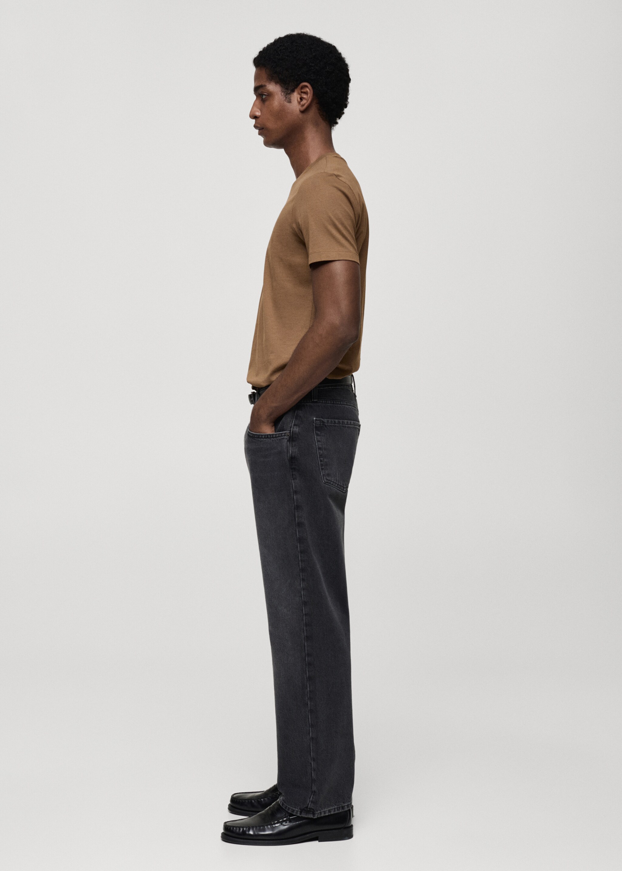 100% cotton slim-fit t-shirt - Details of the article 2