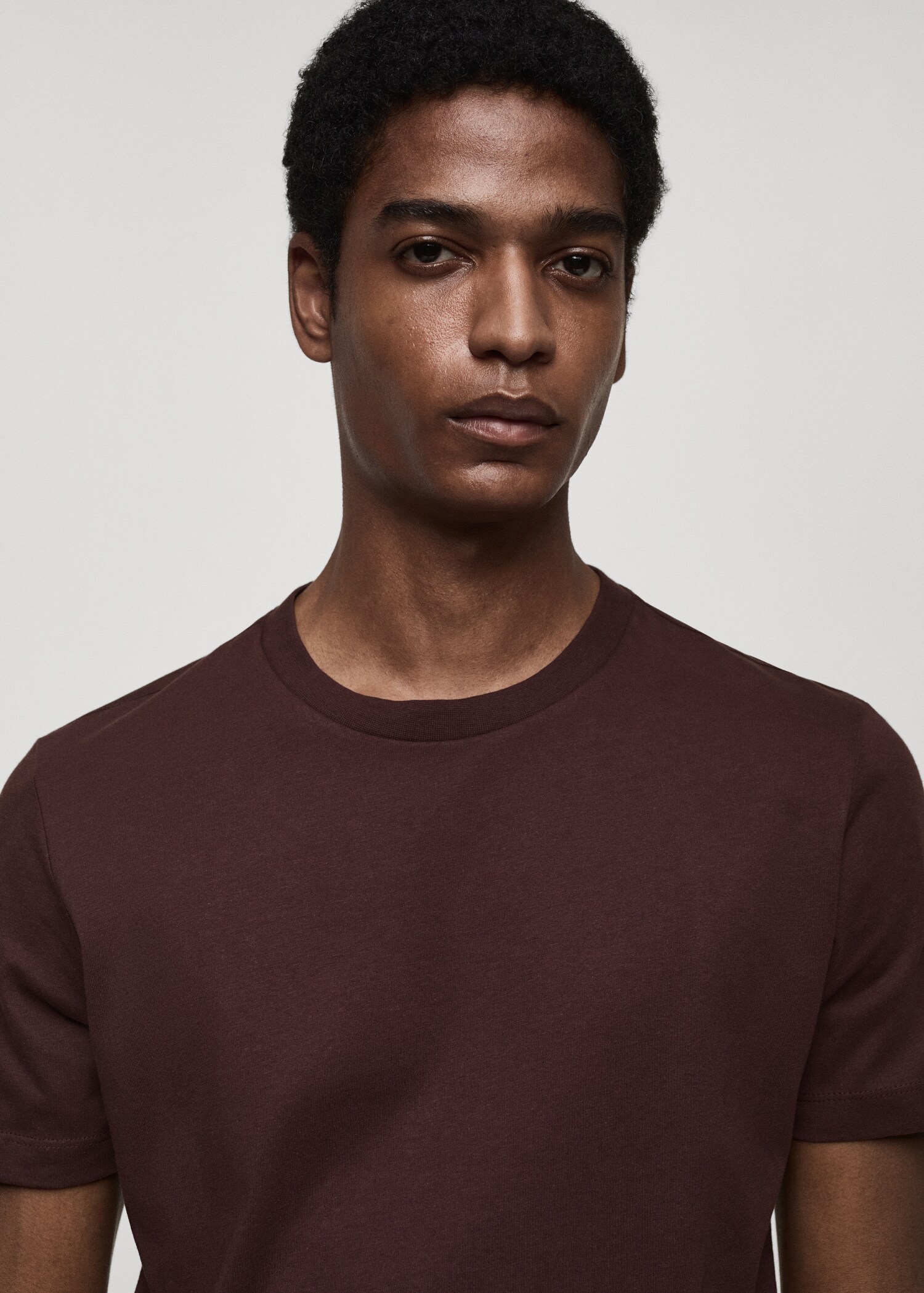 100% cotton slim-fit t-shirt - Details of the article 1