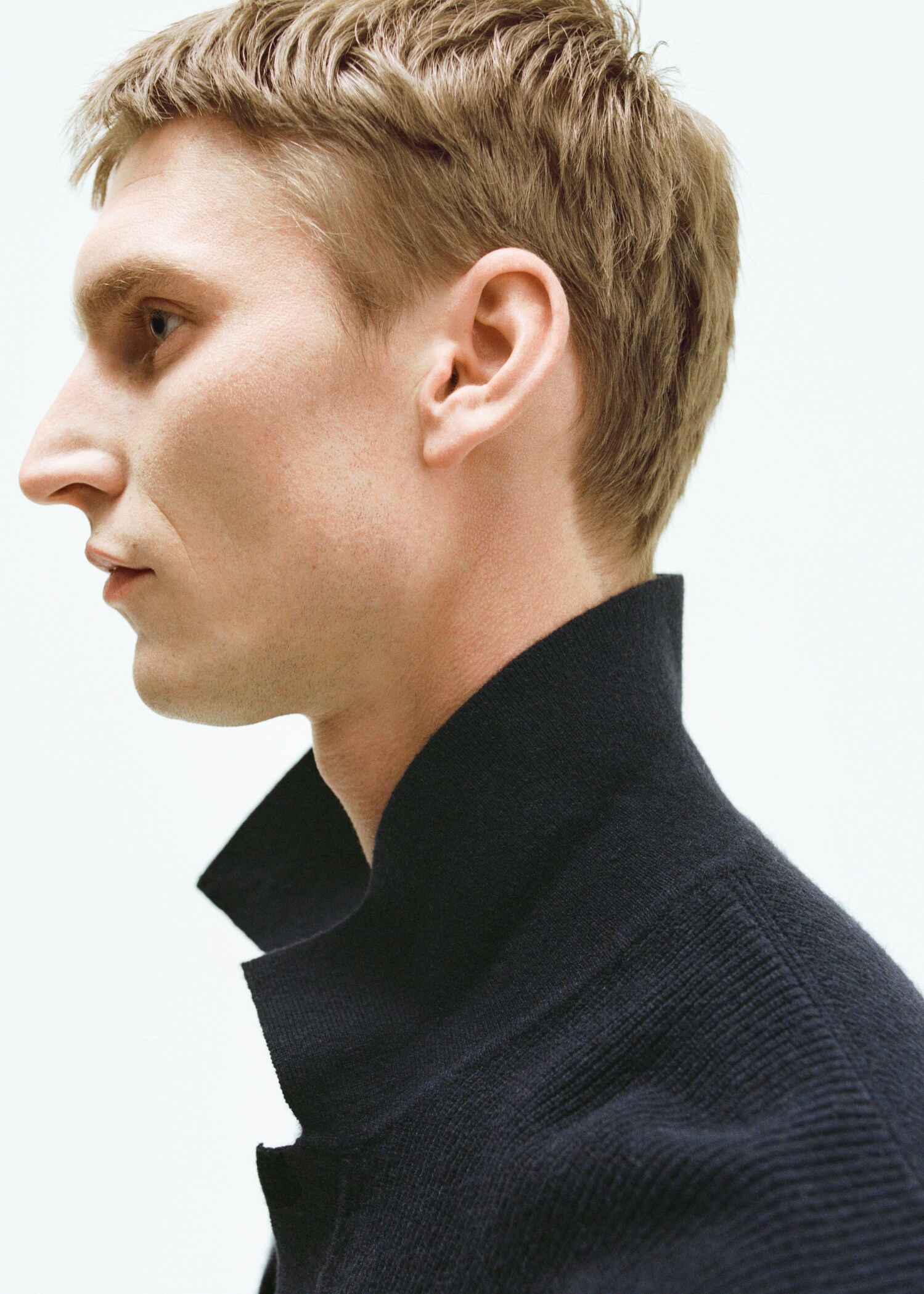 Knitted wool blend polo sweater - Details of the article 5