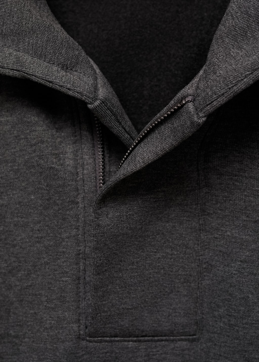 Zipper neck hooded sweatshirt - Men | MANGO USA