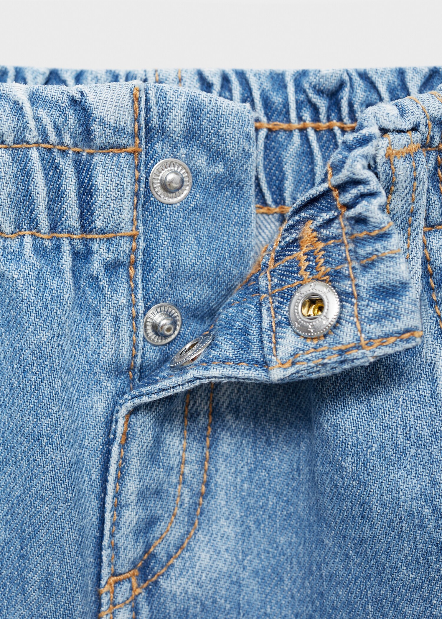 Short denim skirt - Details of the article 8