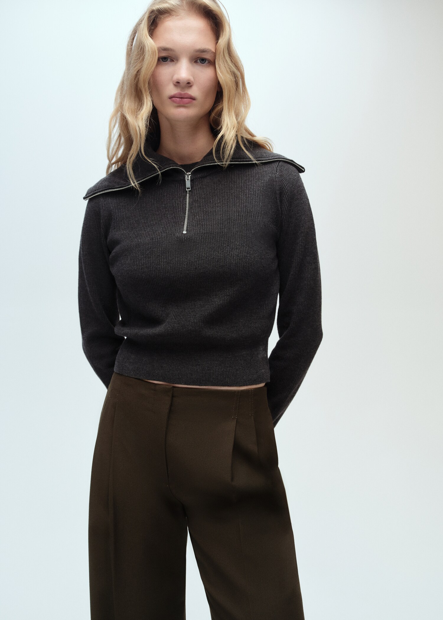 Wide-leg suit trousers - Details of the article 1