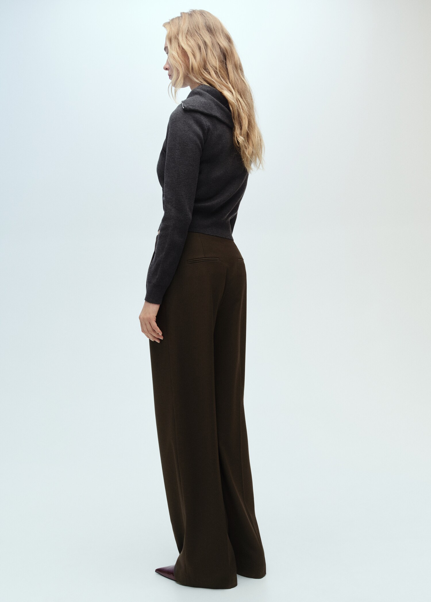 Wide-leg suit trousers - Reverse of the article