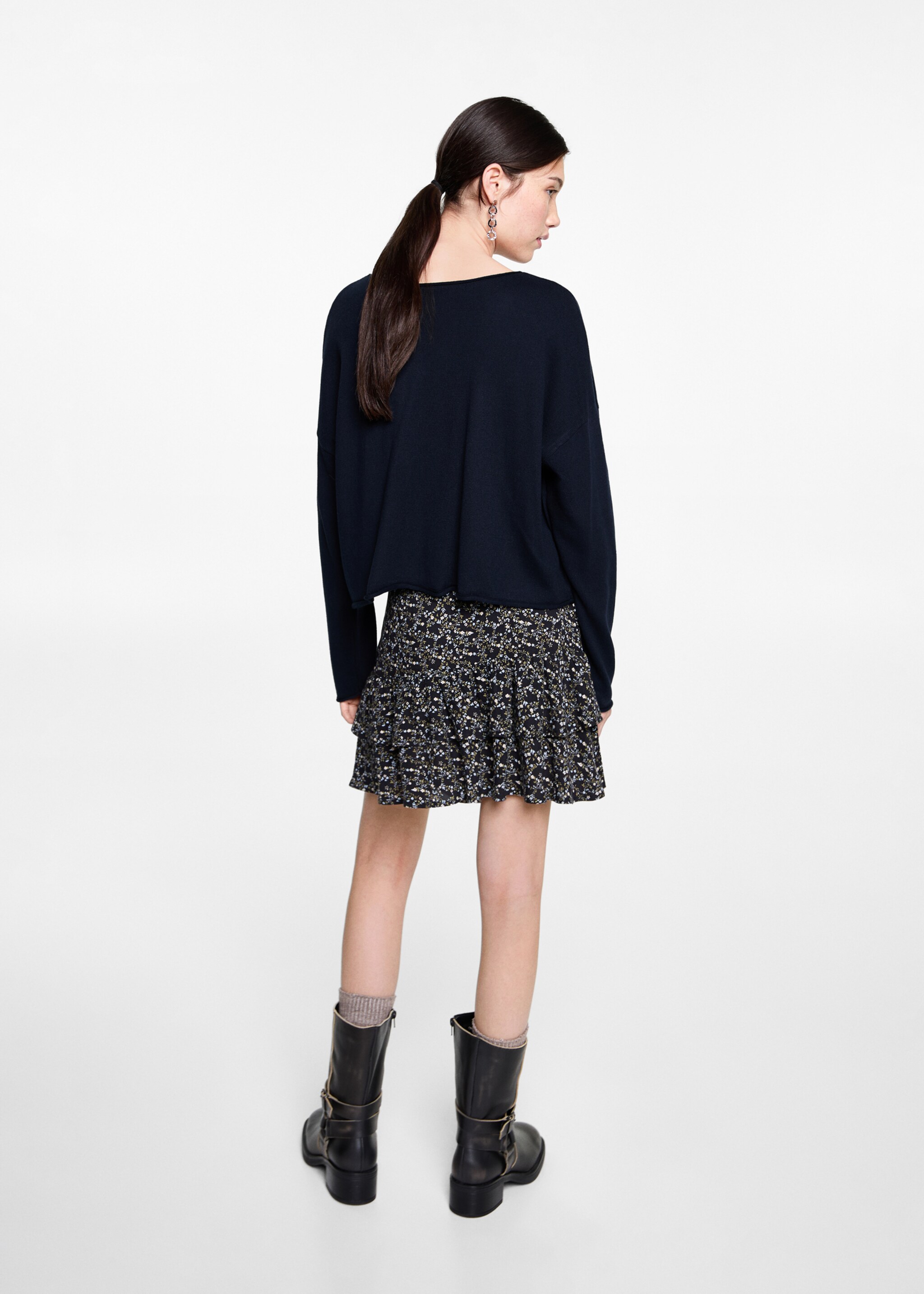 Oversized fine-knit sweater - Reverse of the article