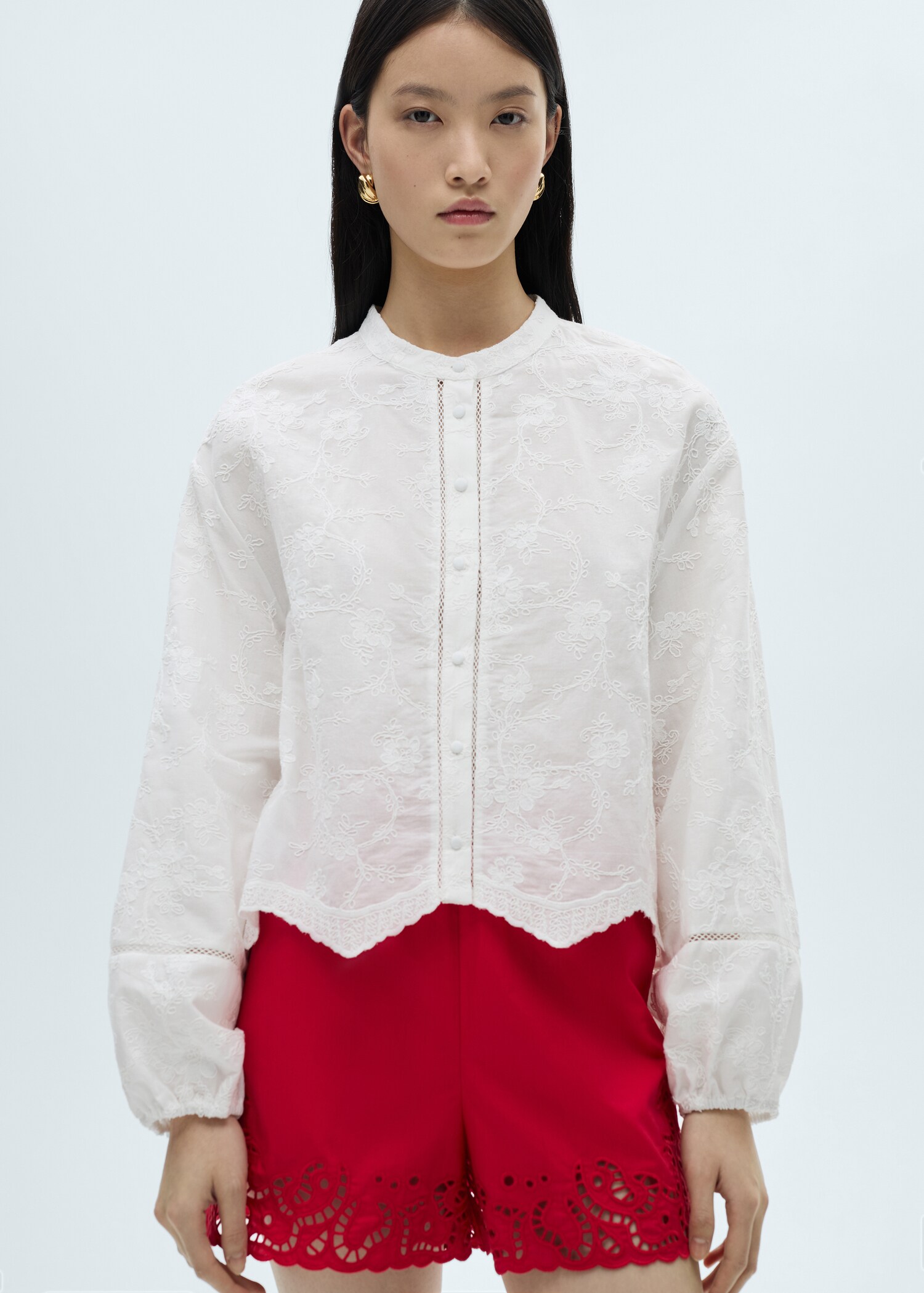 Blouse coton détails brodés - Plan moyen